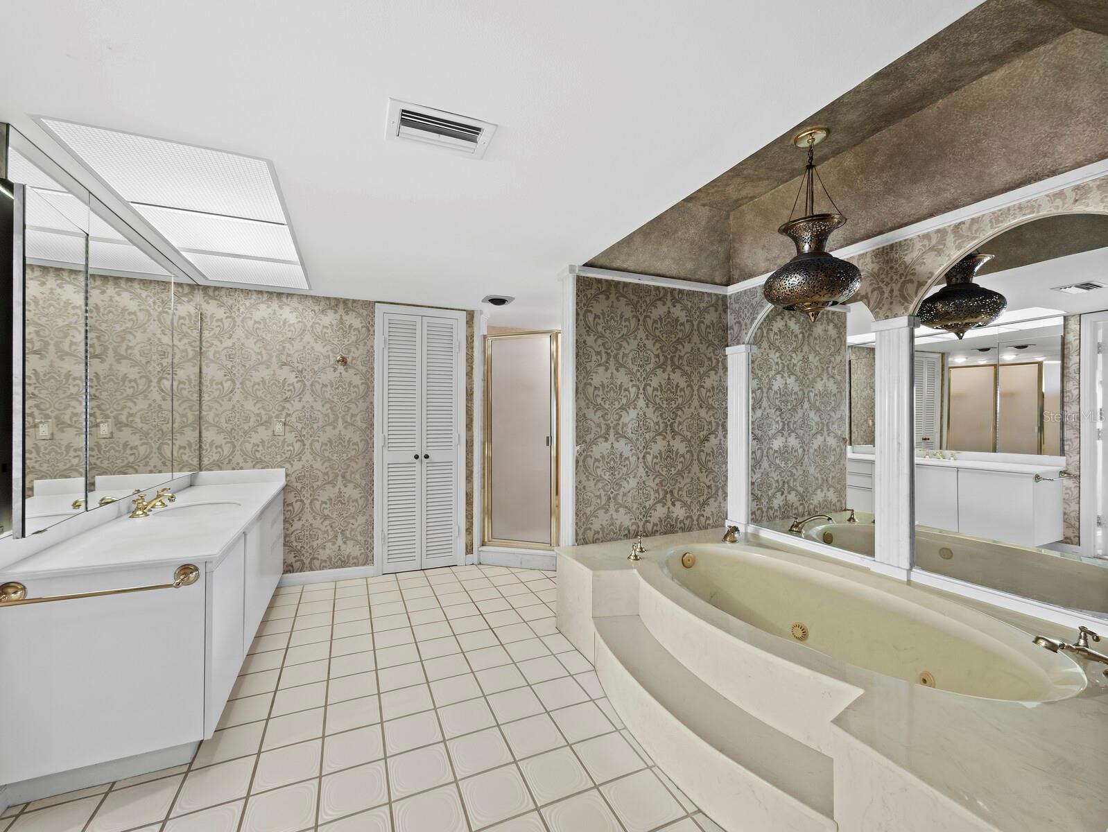4712 OCEAN BLVD #W10 — photo 31