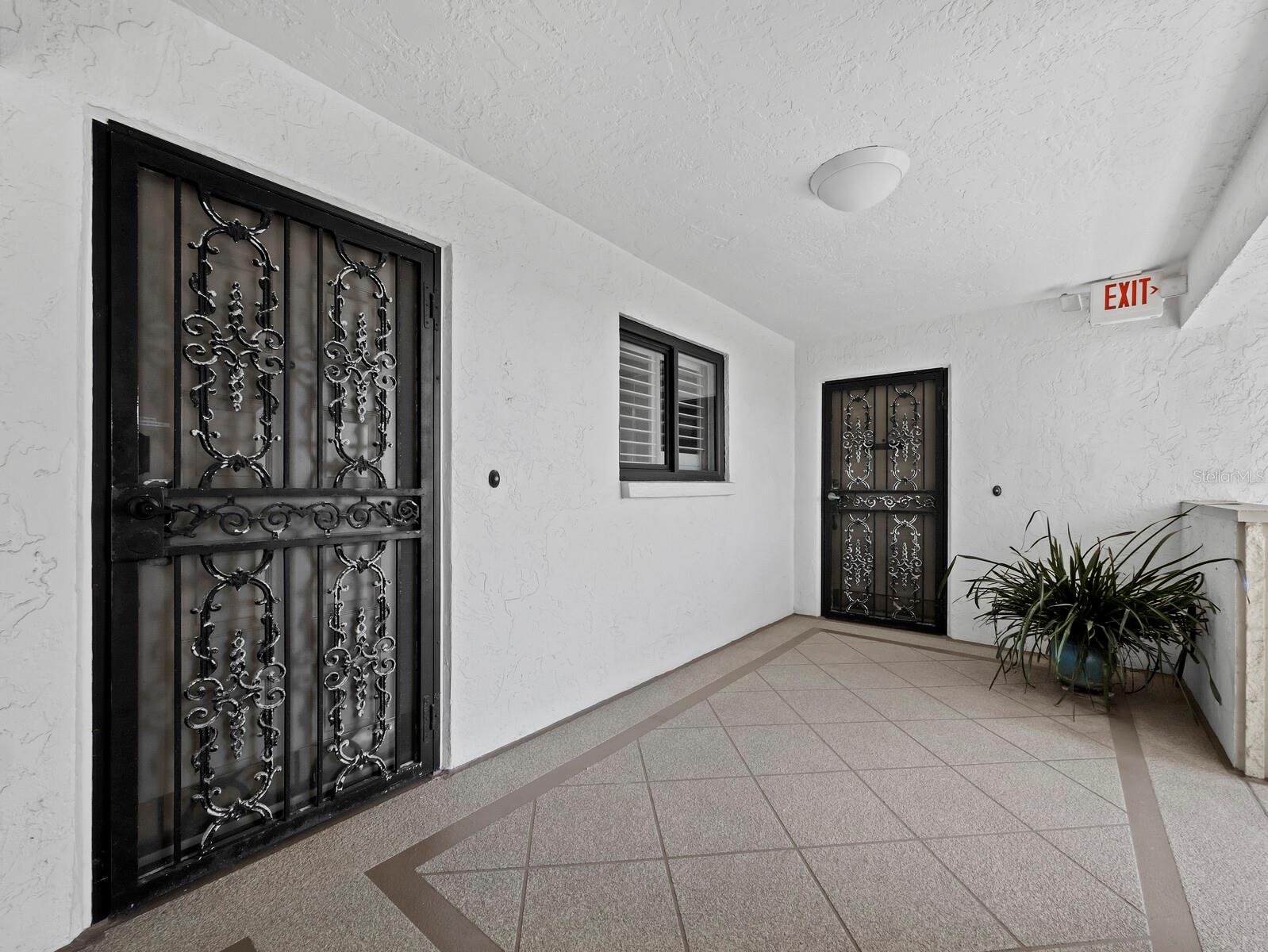 4712 OCEAN BLVD #W10 — photo 47