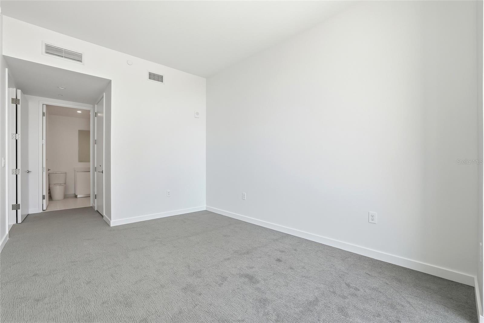 400 CENTRAL AVE #505 — photo 41