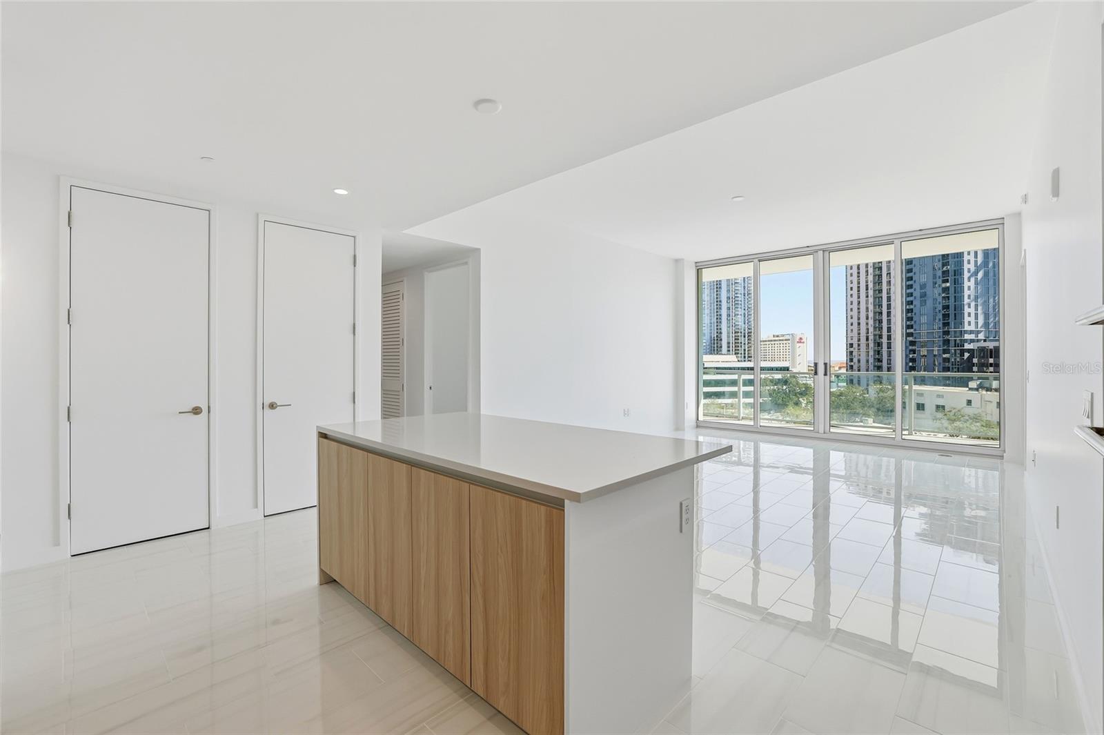 400 CENTRAL AVE #505 — photo 15