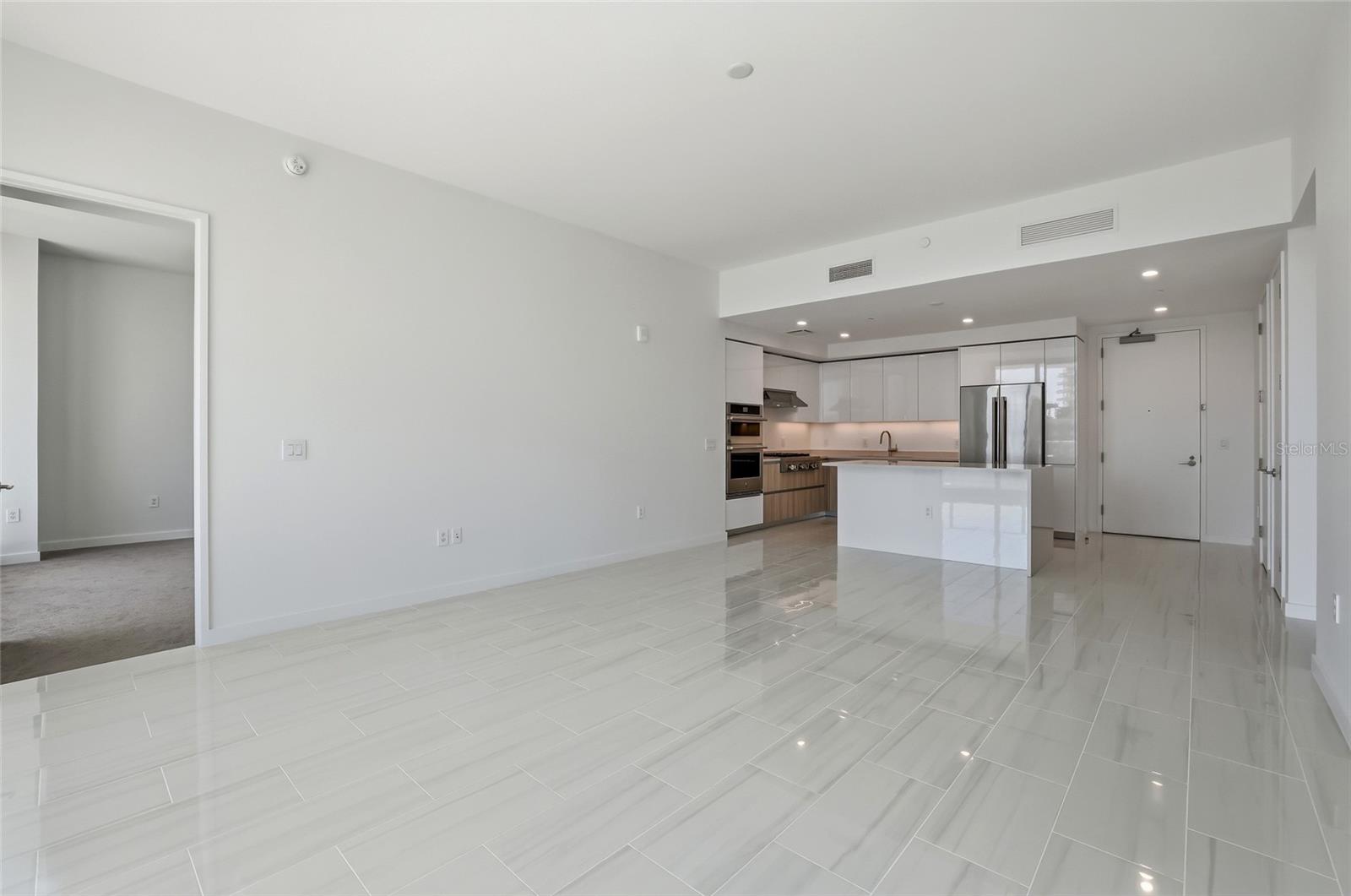 400 CENTRAL AVE #505 — photo 20
