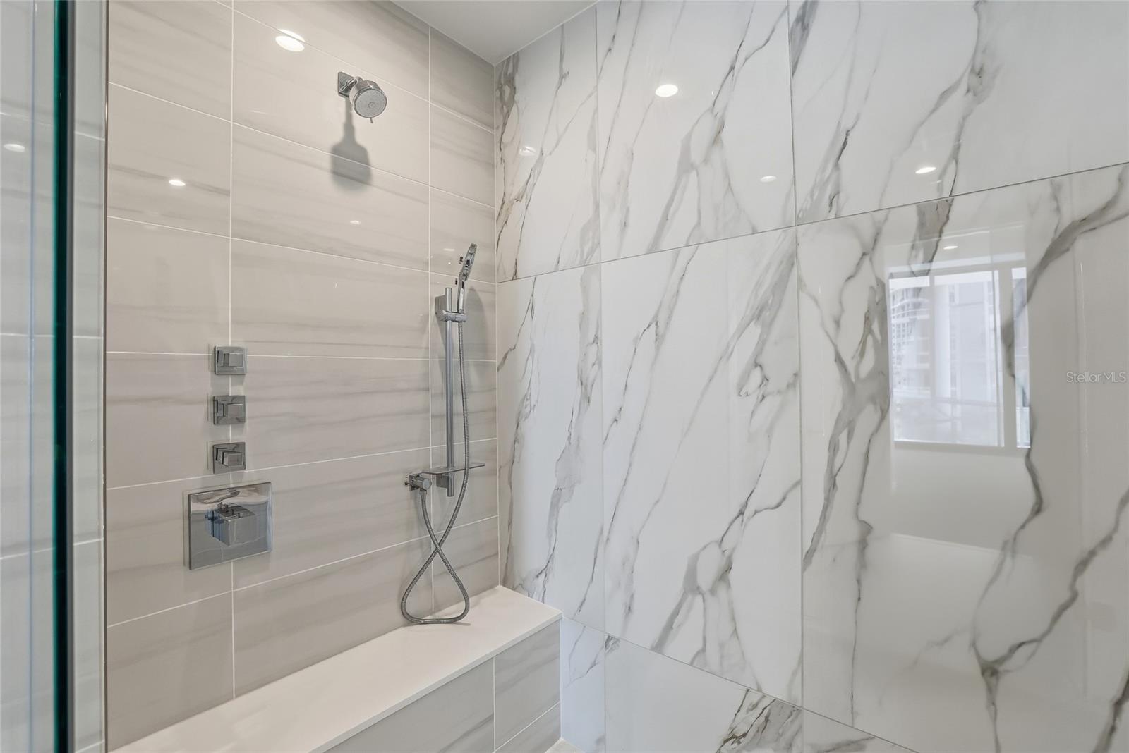 400 CENTRAL AVE #505 — photo 32