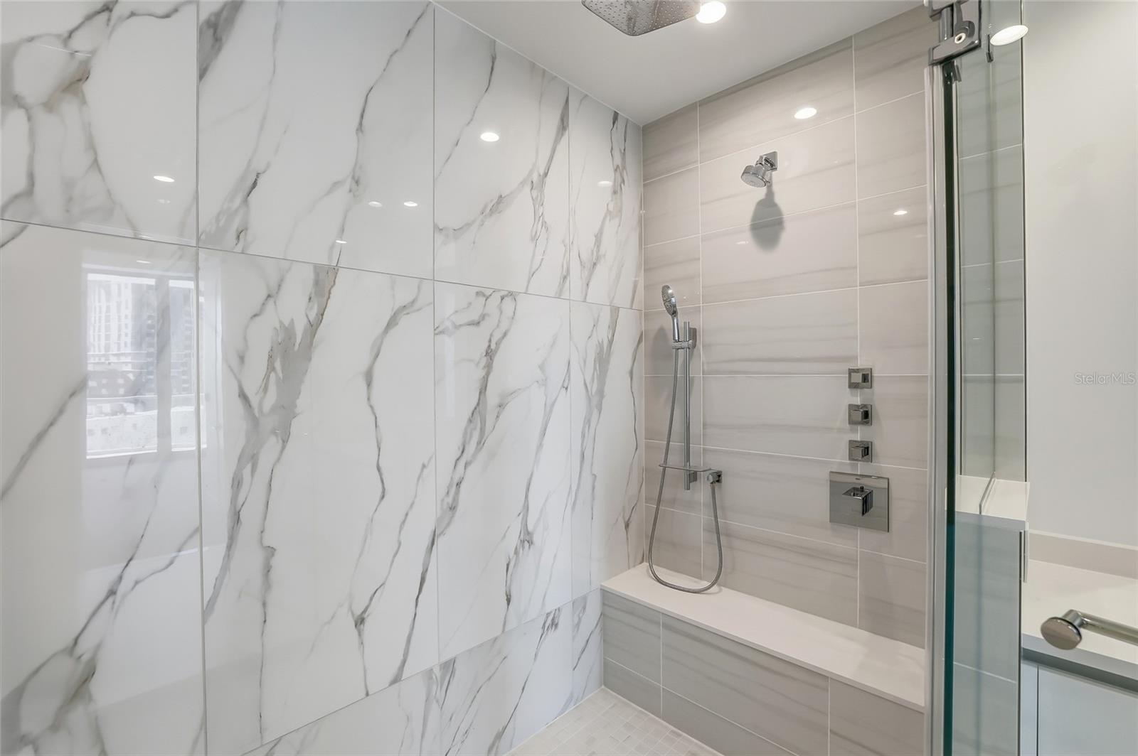 400 CENTRAL AVE #505 — photo 31