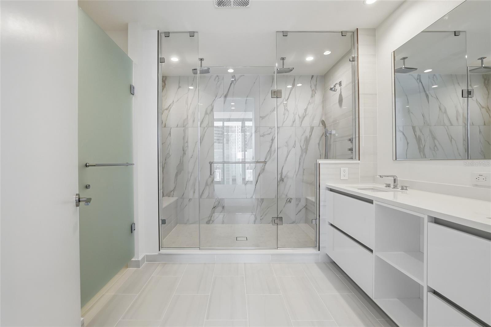 400 CENTRAL AVE #505 — photo 29