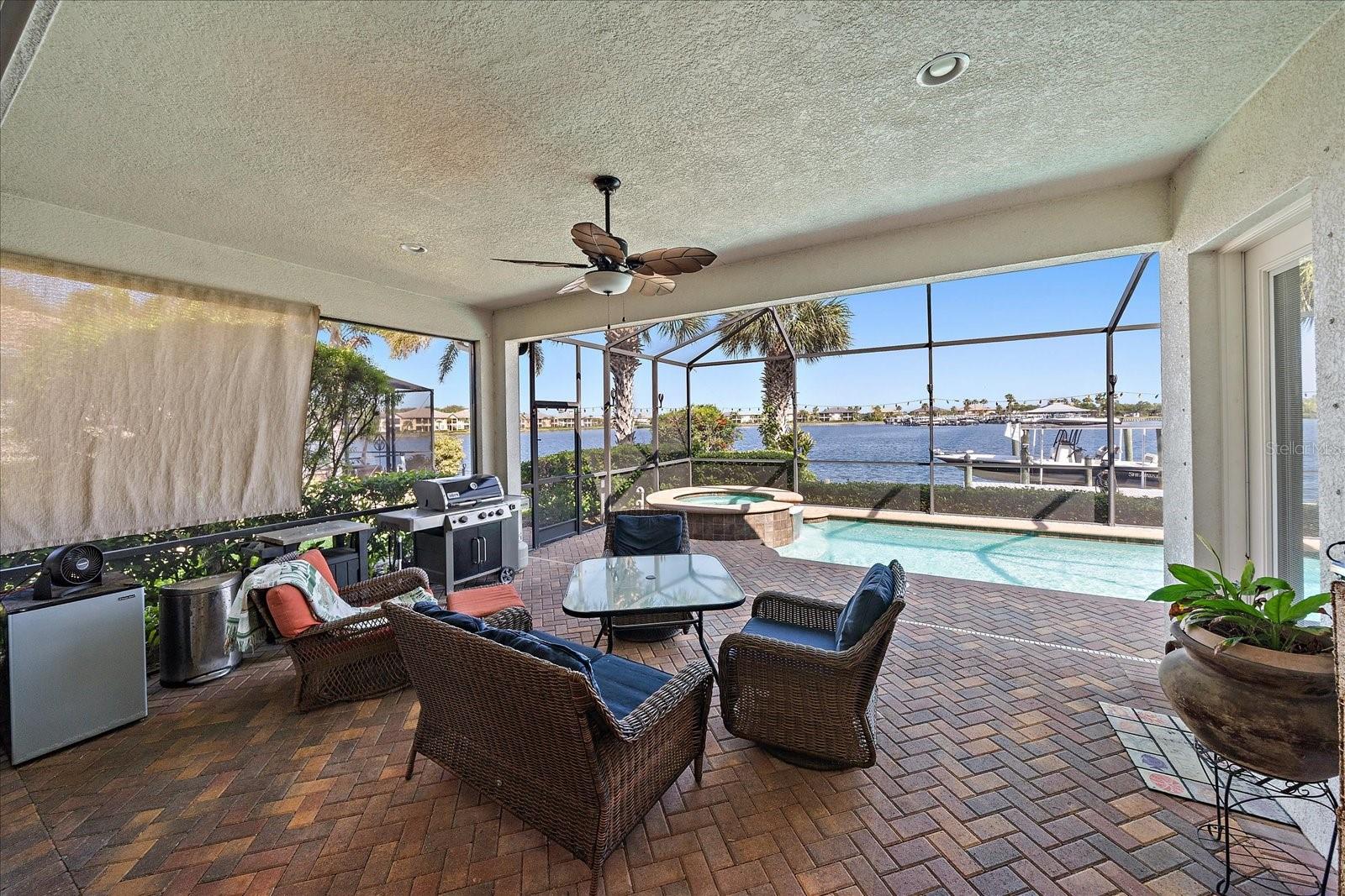5040 LAKE OVERLOOK AVE — photo 35