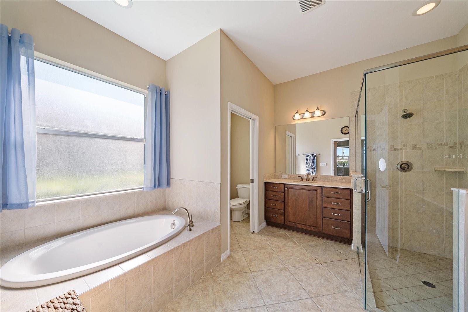 5040 LAKE OVERLOOK AVE — photo 25