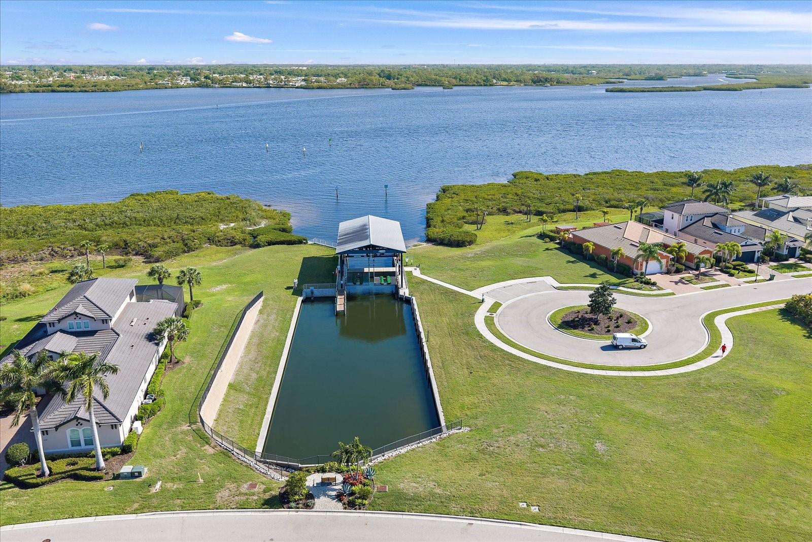 5040 LAKE OVERLOOK AVE — photo 47