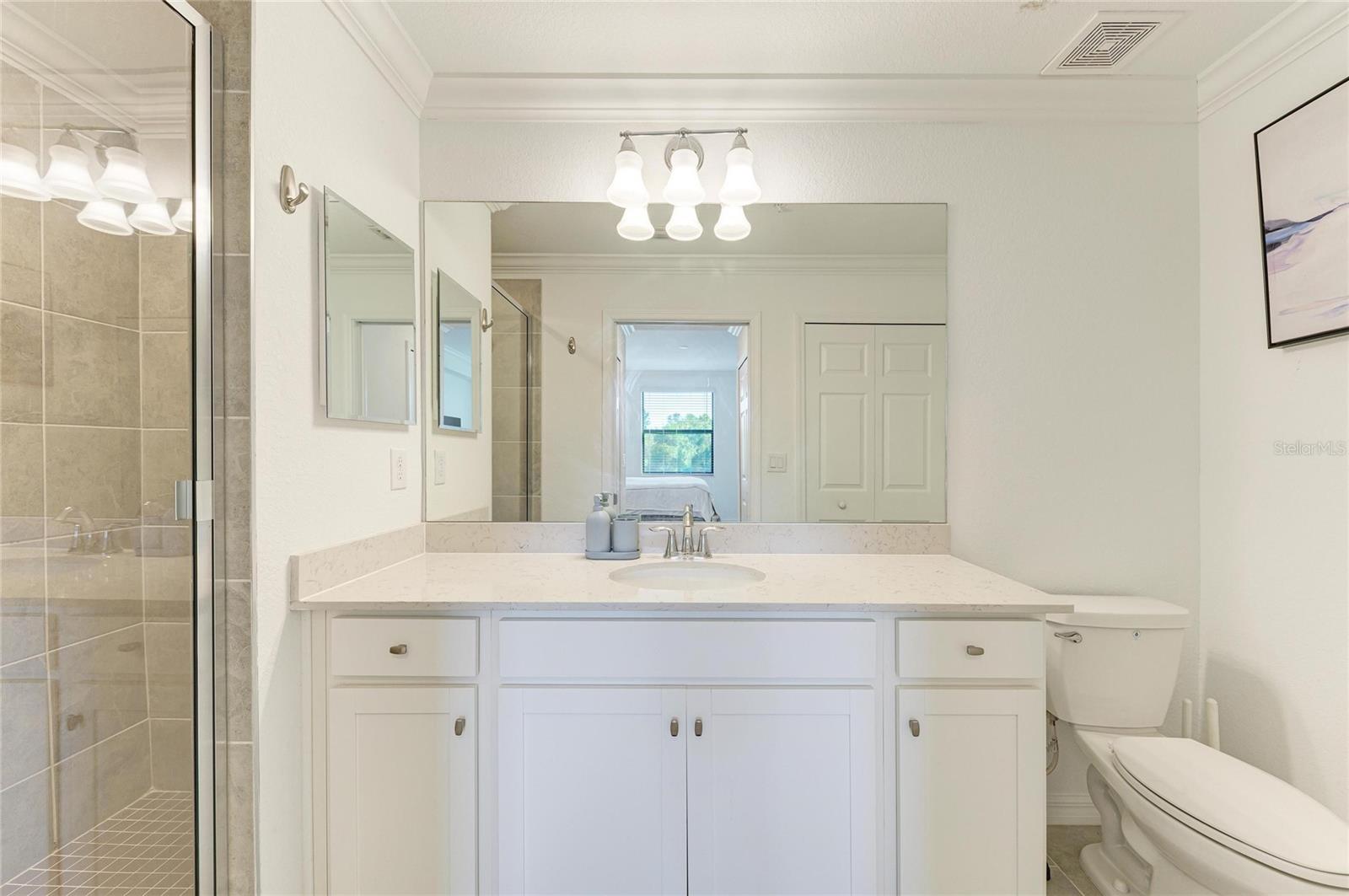 18114 GAWTHROP DR #204 — photo 25
