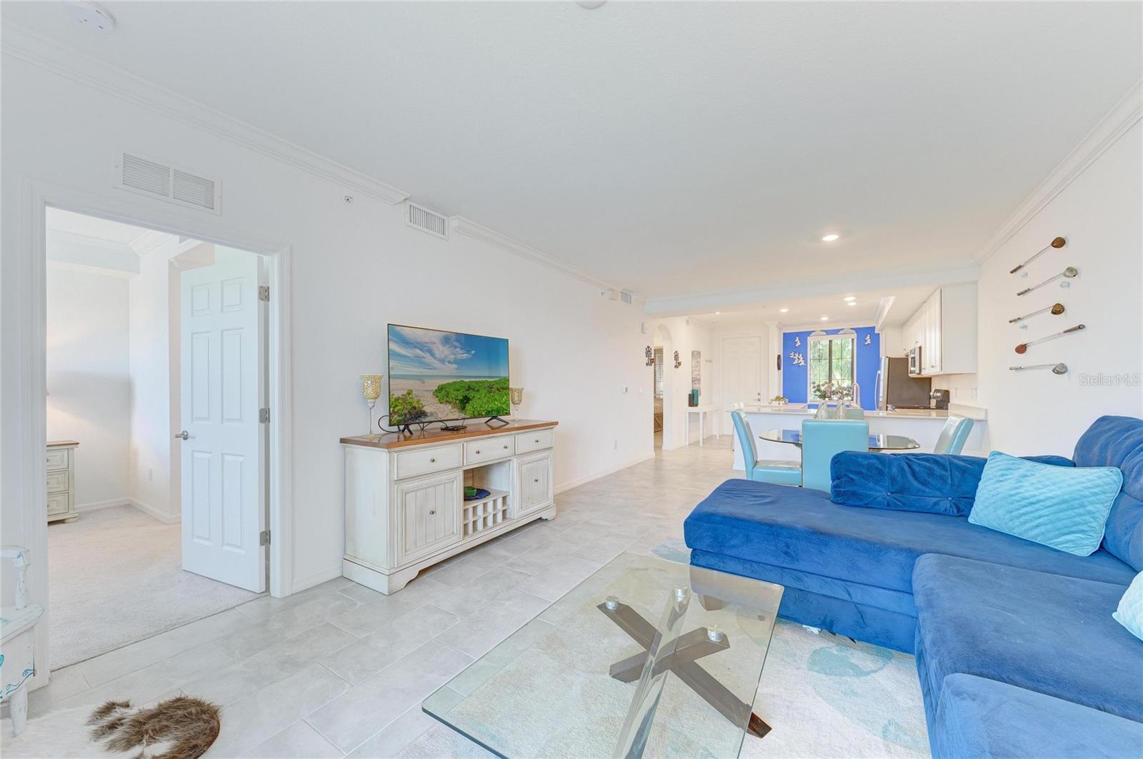 18114 GAWTHROP DR #204 — photo 12
