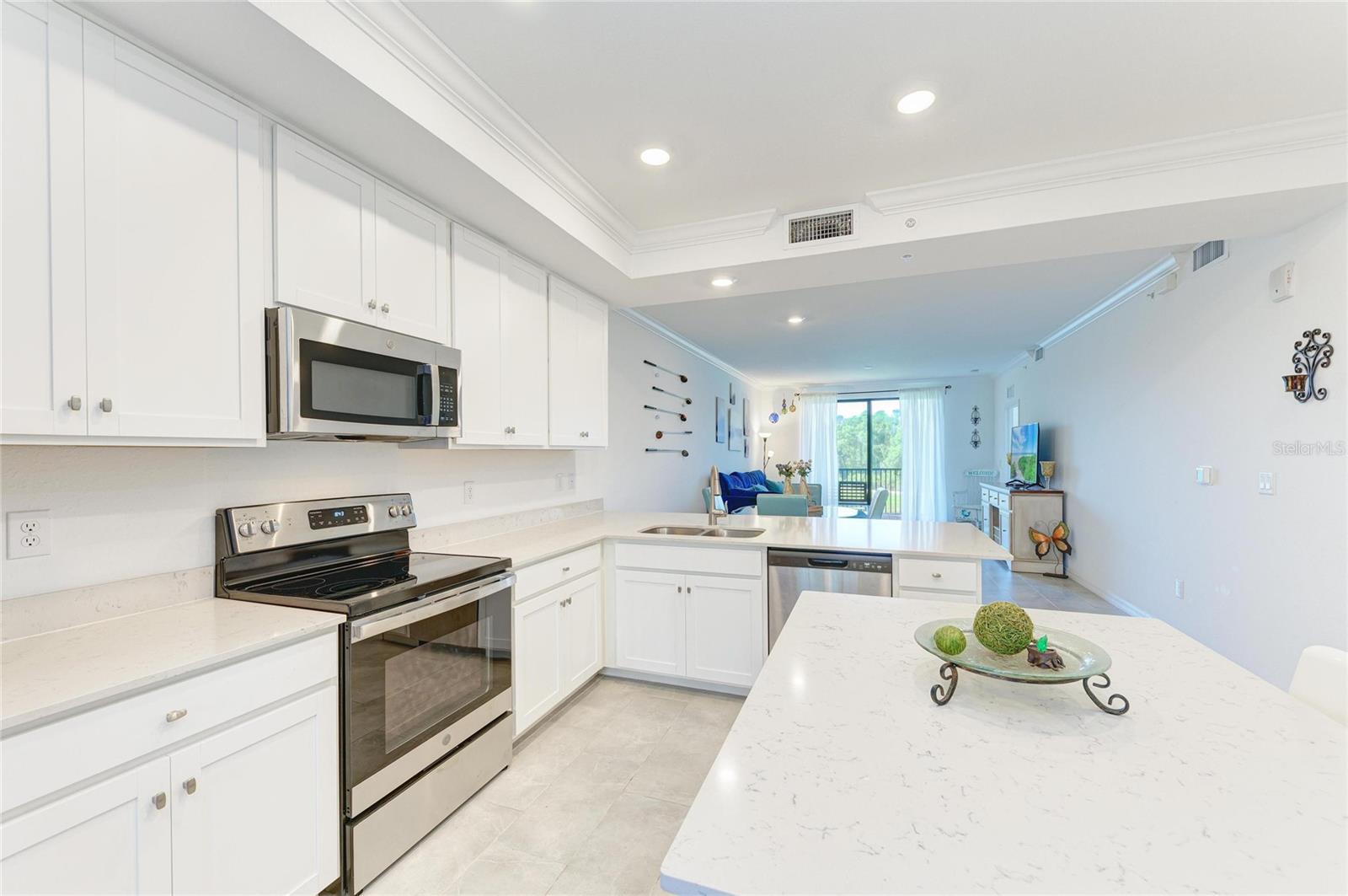 18114 GAWTHROP DR #204 — photo 18