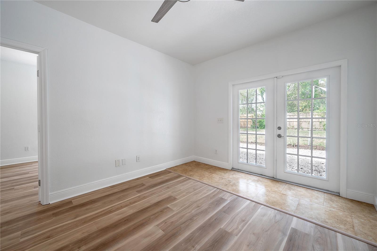 4206 N DOWNING AVE — photo 23