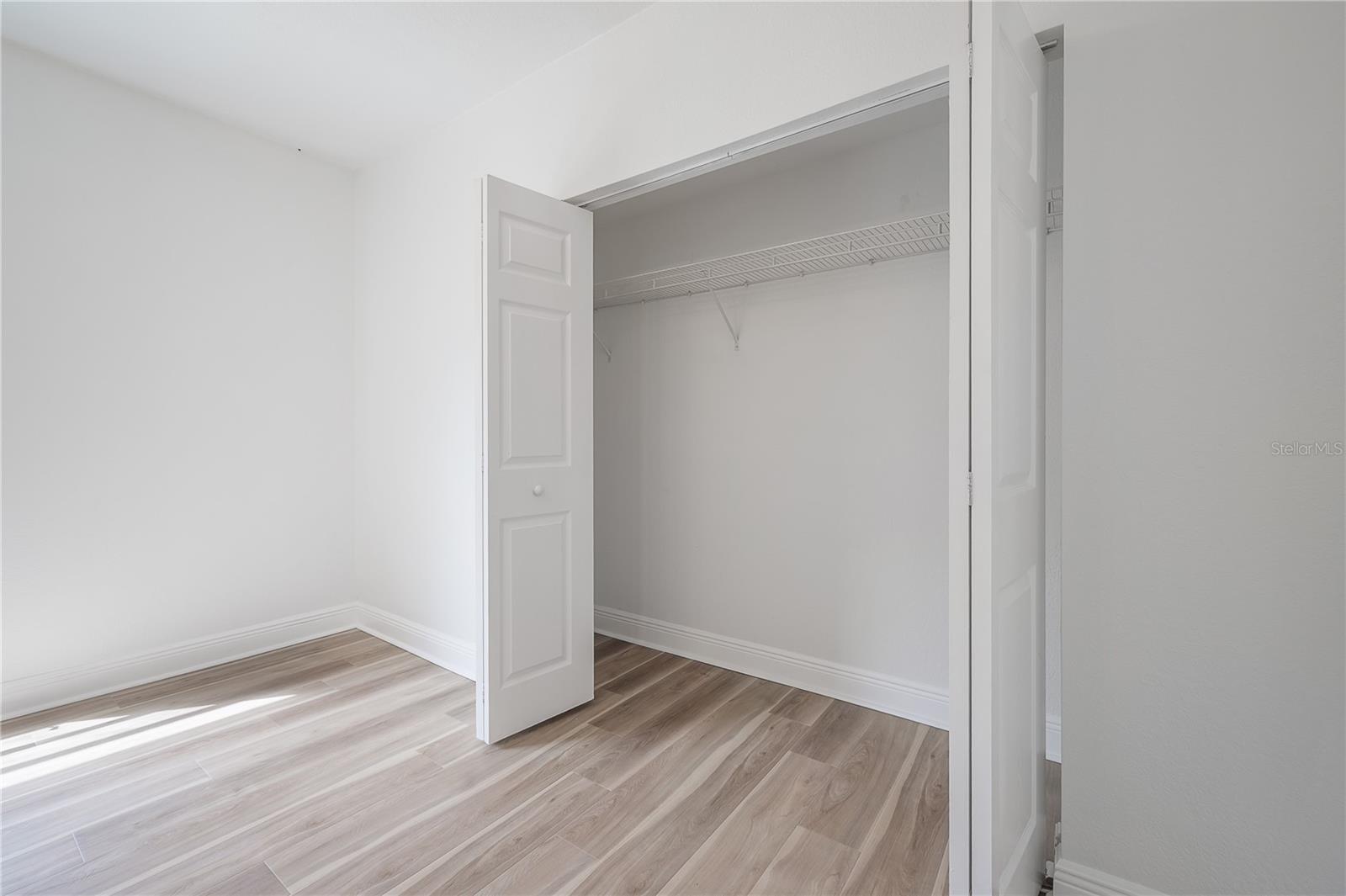 4206 N DOWNING AVE — photo 15