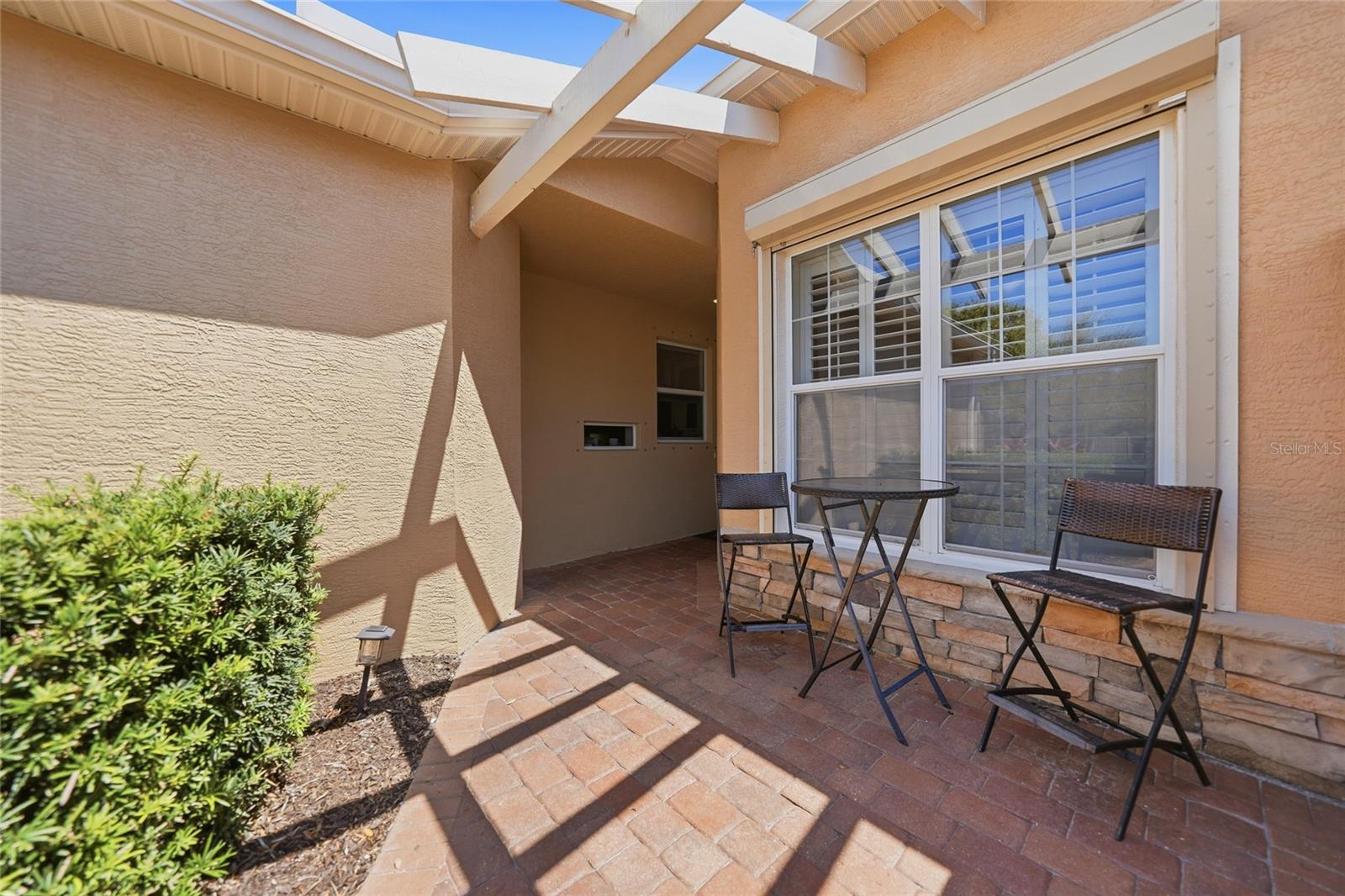 4691 TURNBERRY CIR — photo 6