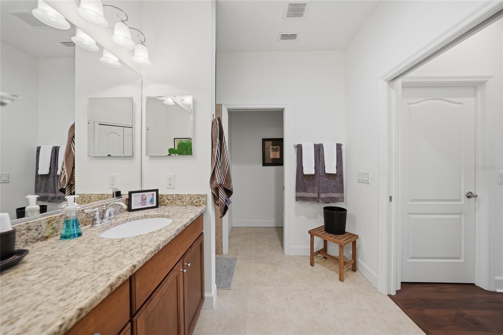 4691 TURNBERRY CIR — photo 14