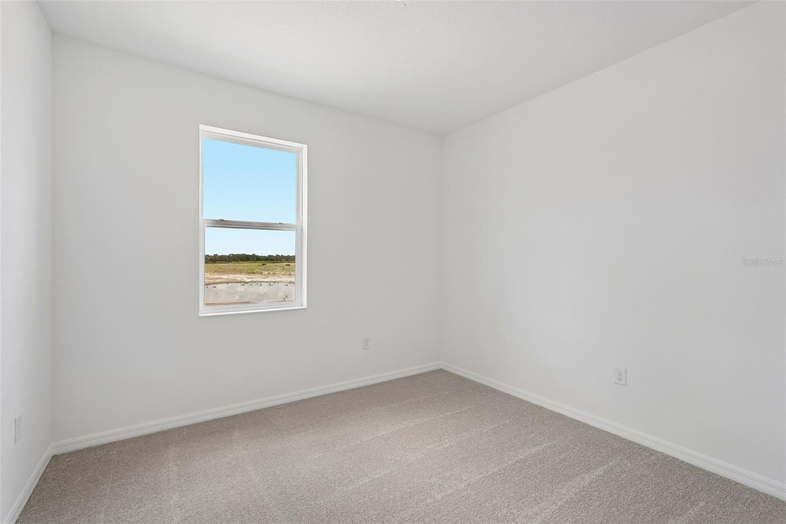 13814 BERTRAND AVE — photo 21