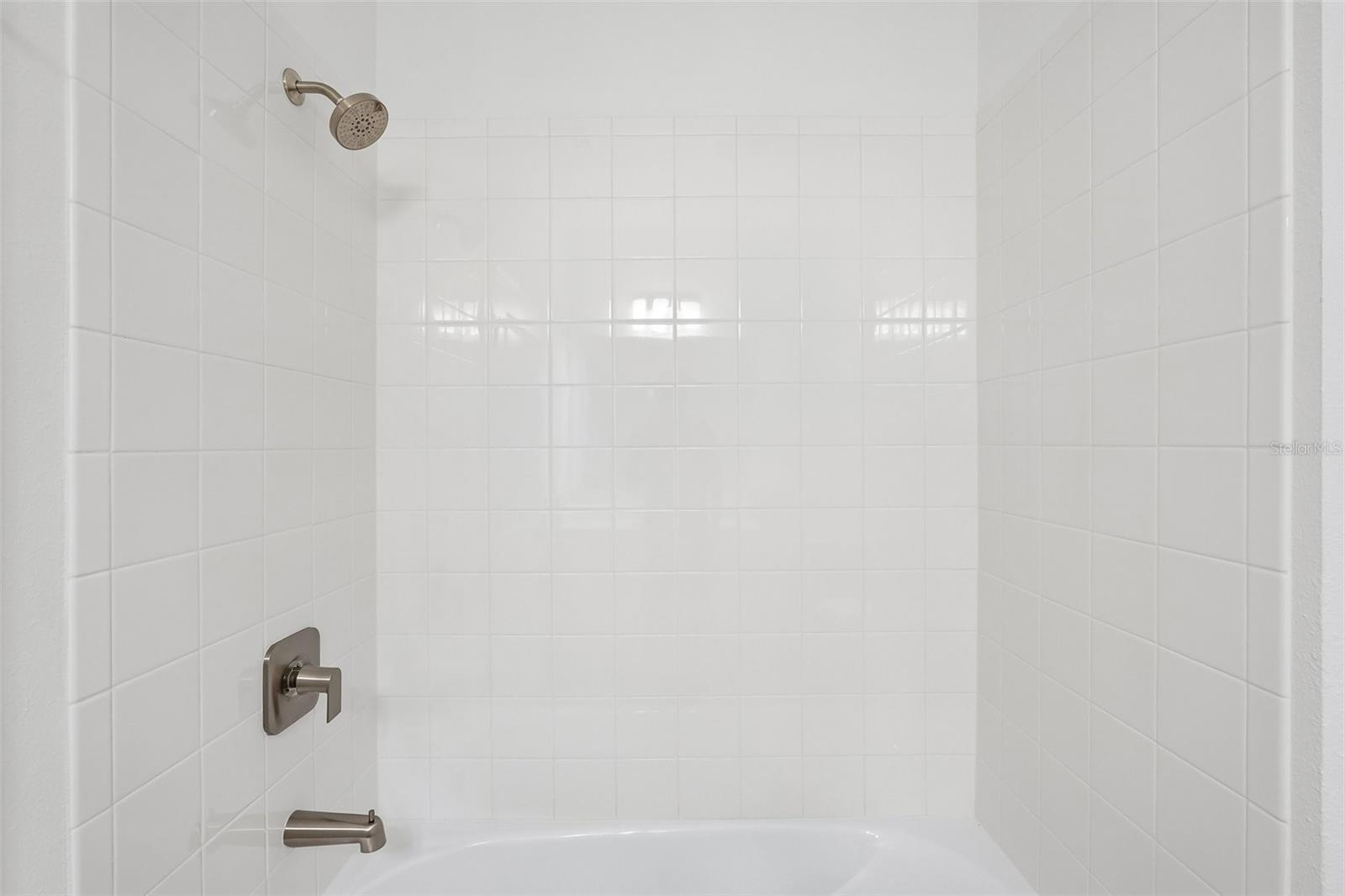 13814 BERTRAND AVE — photo 19