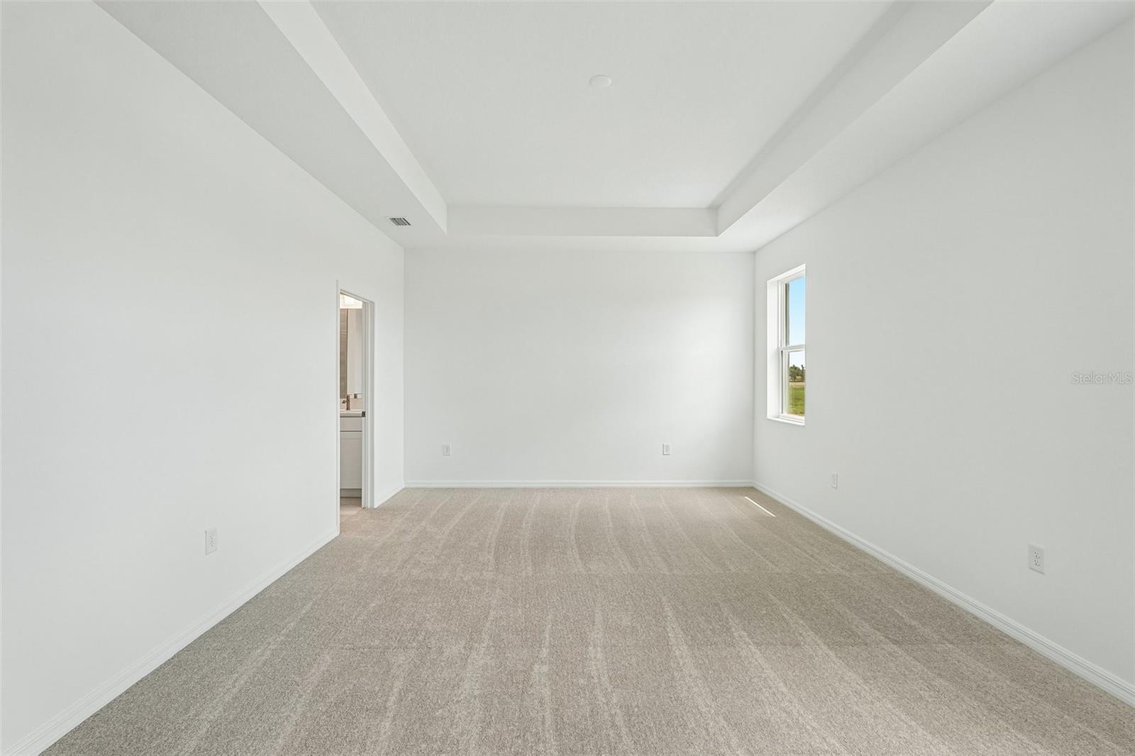 13814 BERTRAND AVE — photo 12