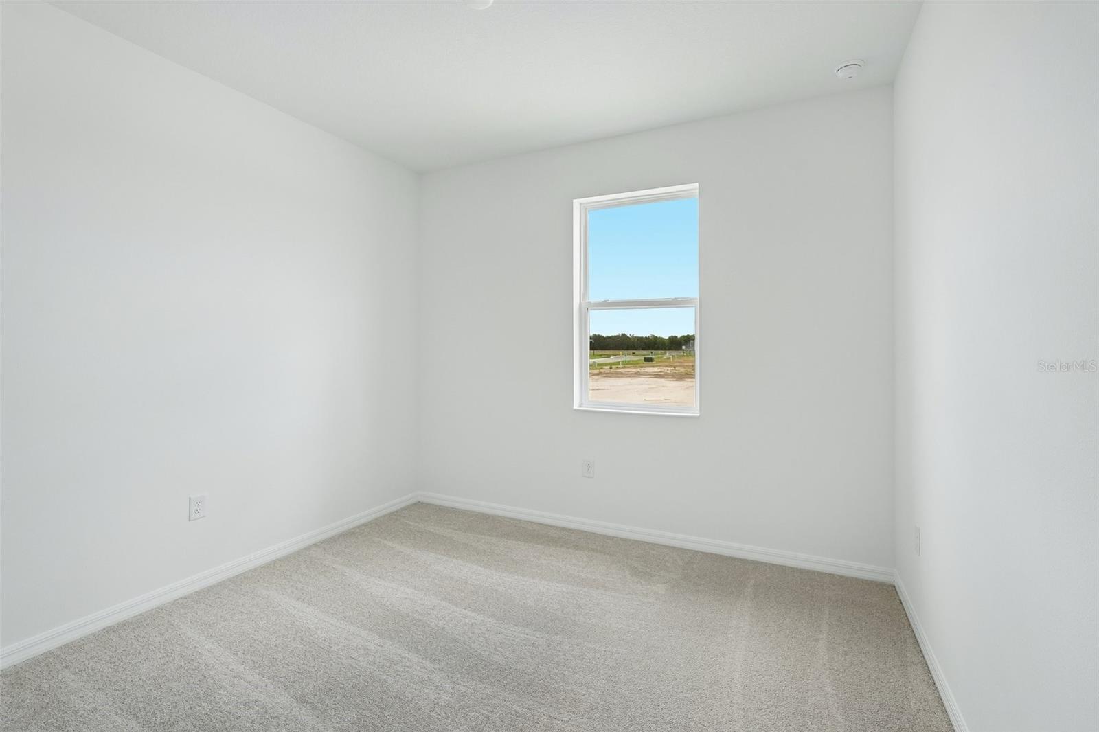 13814 BERTRAND AVE — photo 24