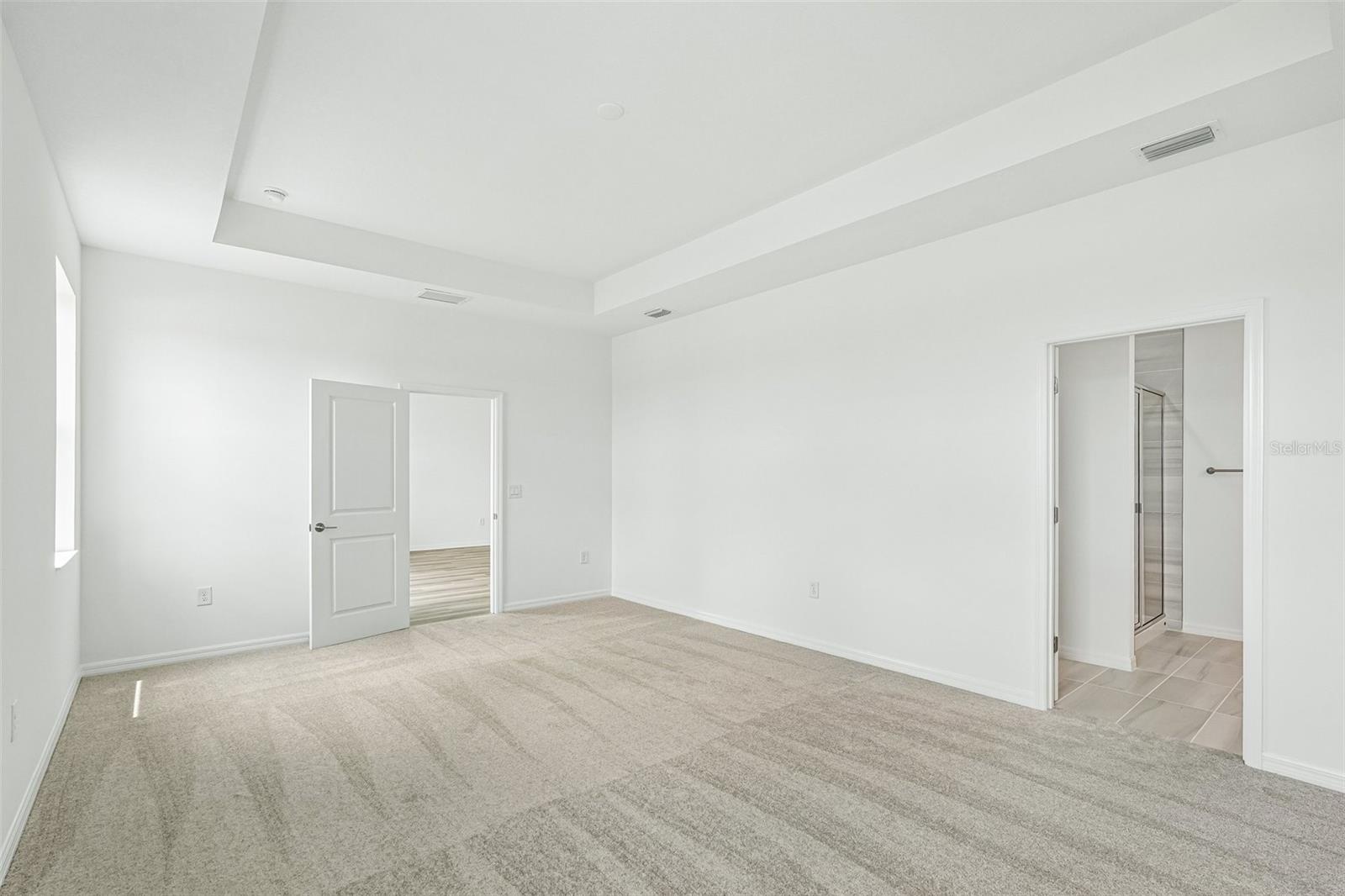 13814 BERTRAND AVE — photo 13