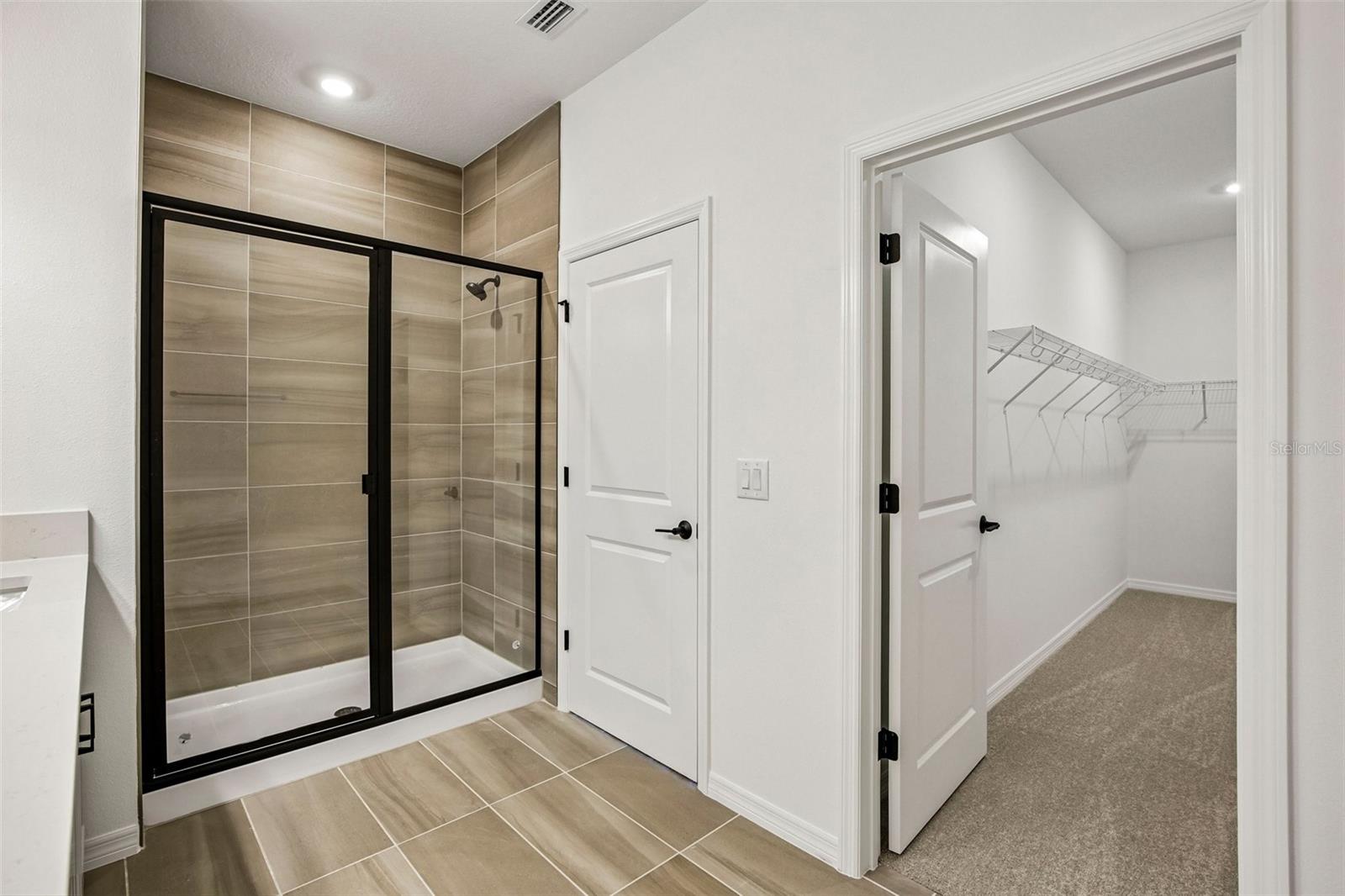 13810 BERTRAND AVE — photo 26