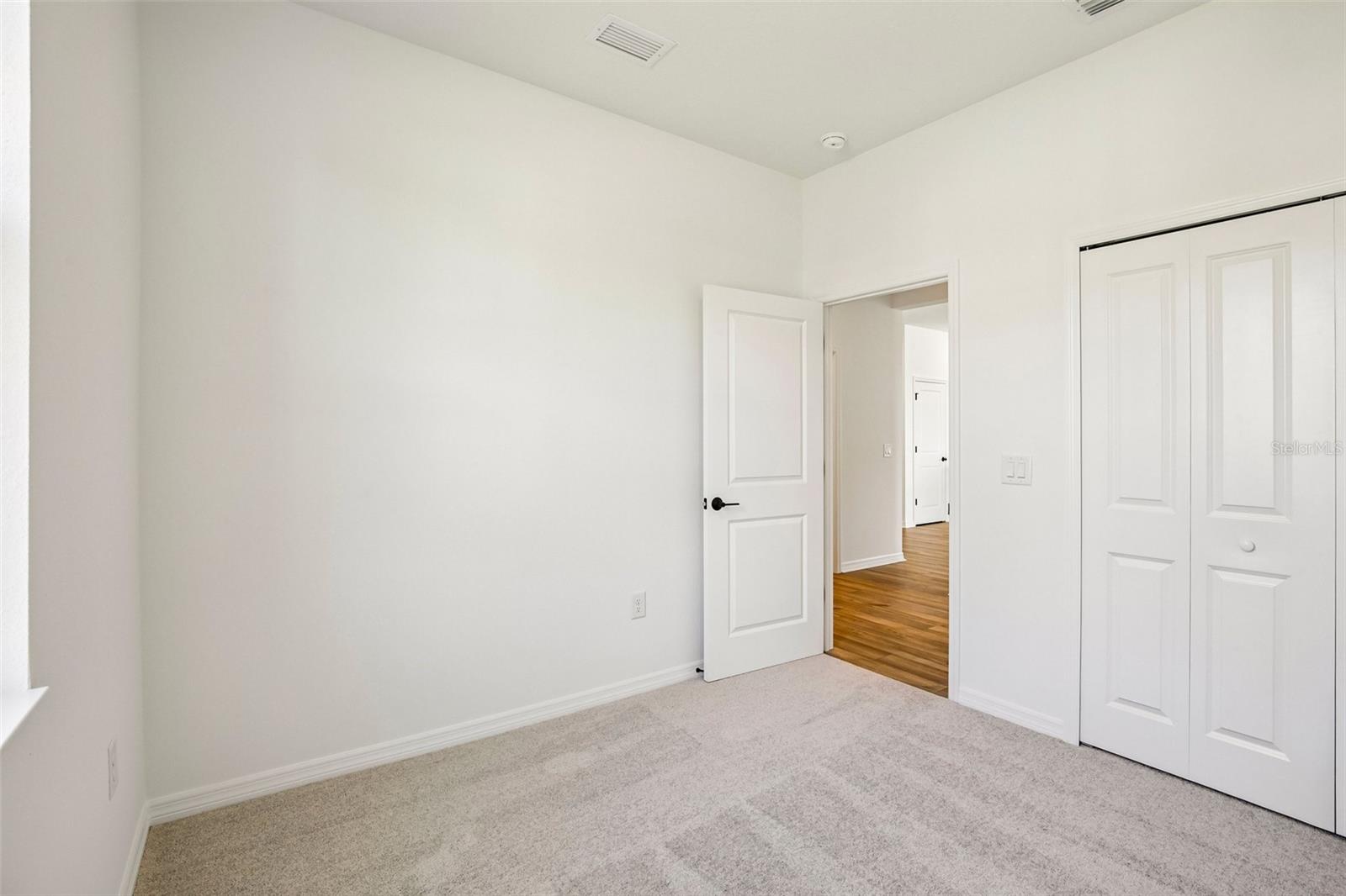 13810 BERTRAND AVE — photo 19