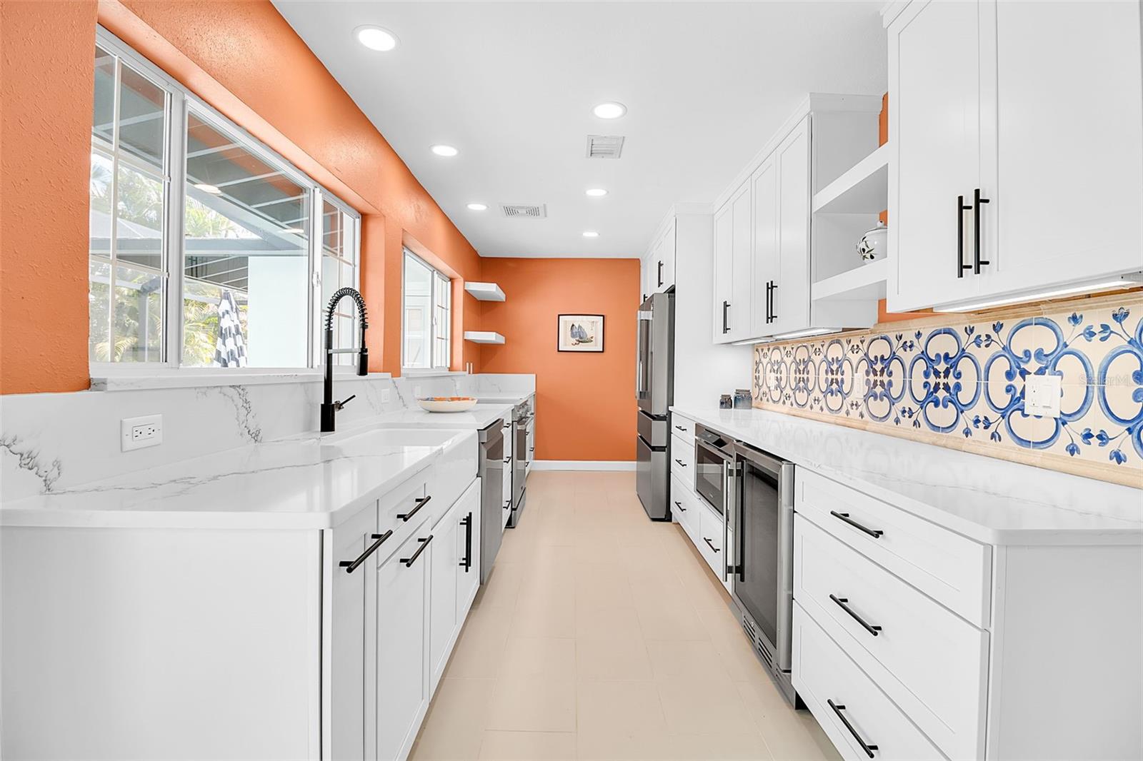 608 GARDENIA DR — photo 6