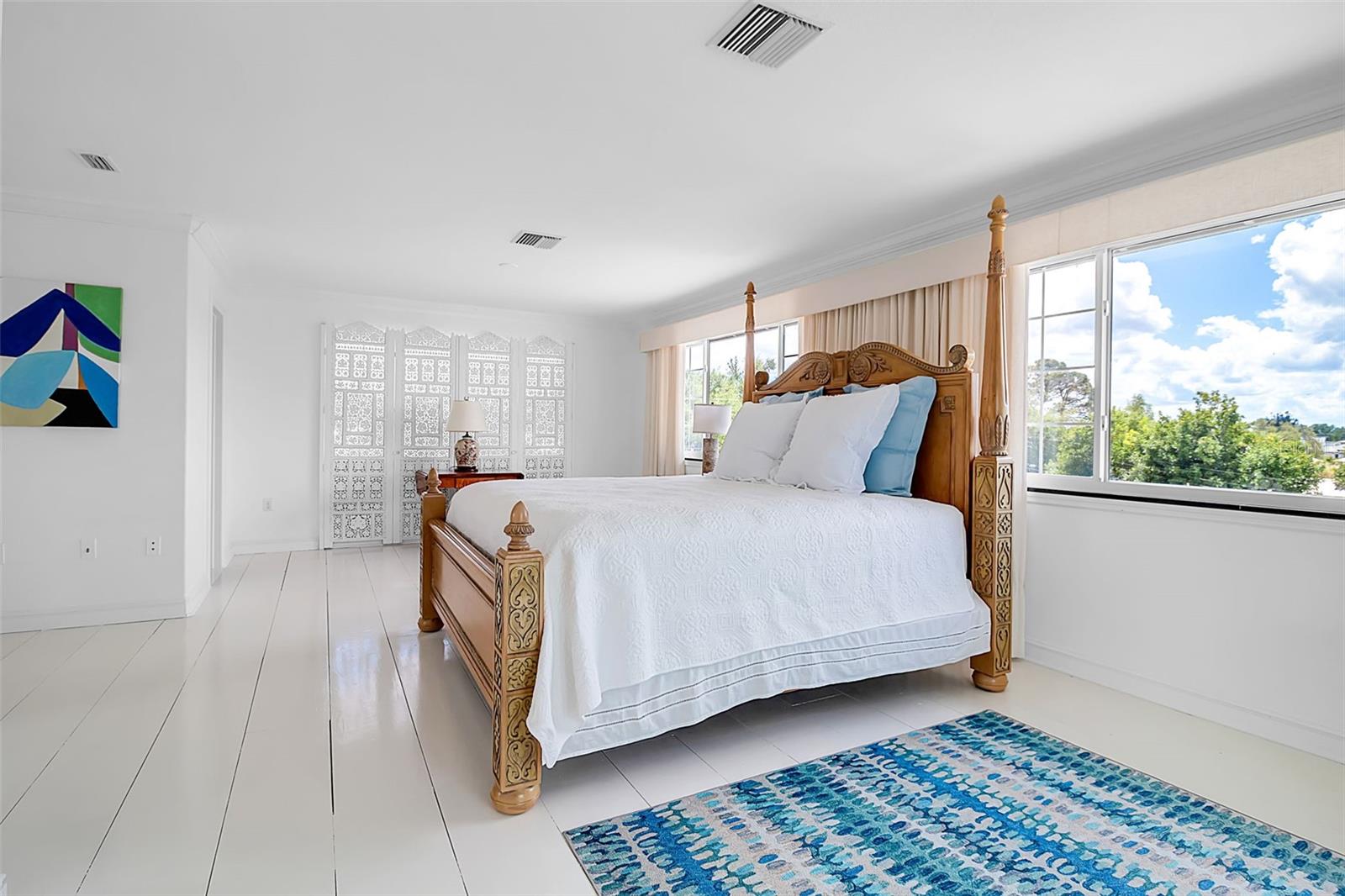 608 GARDENIA DR — photo 40