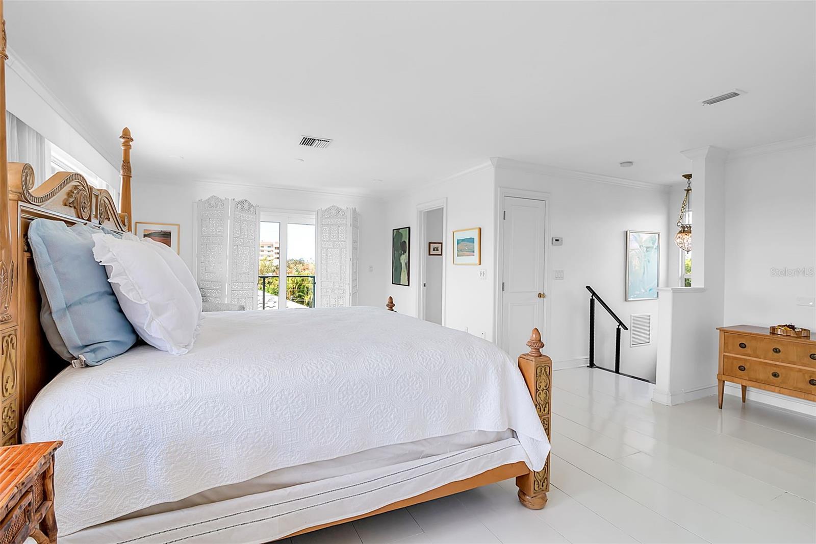 608 GARDENIA DR — photo 42