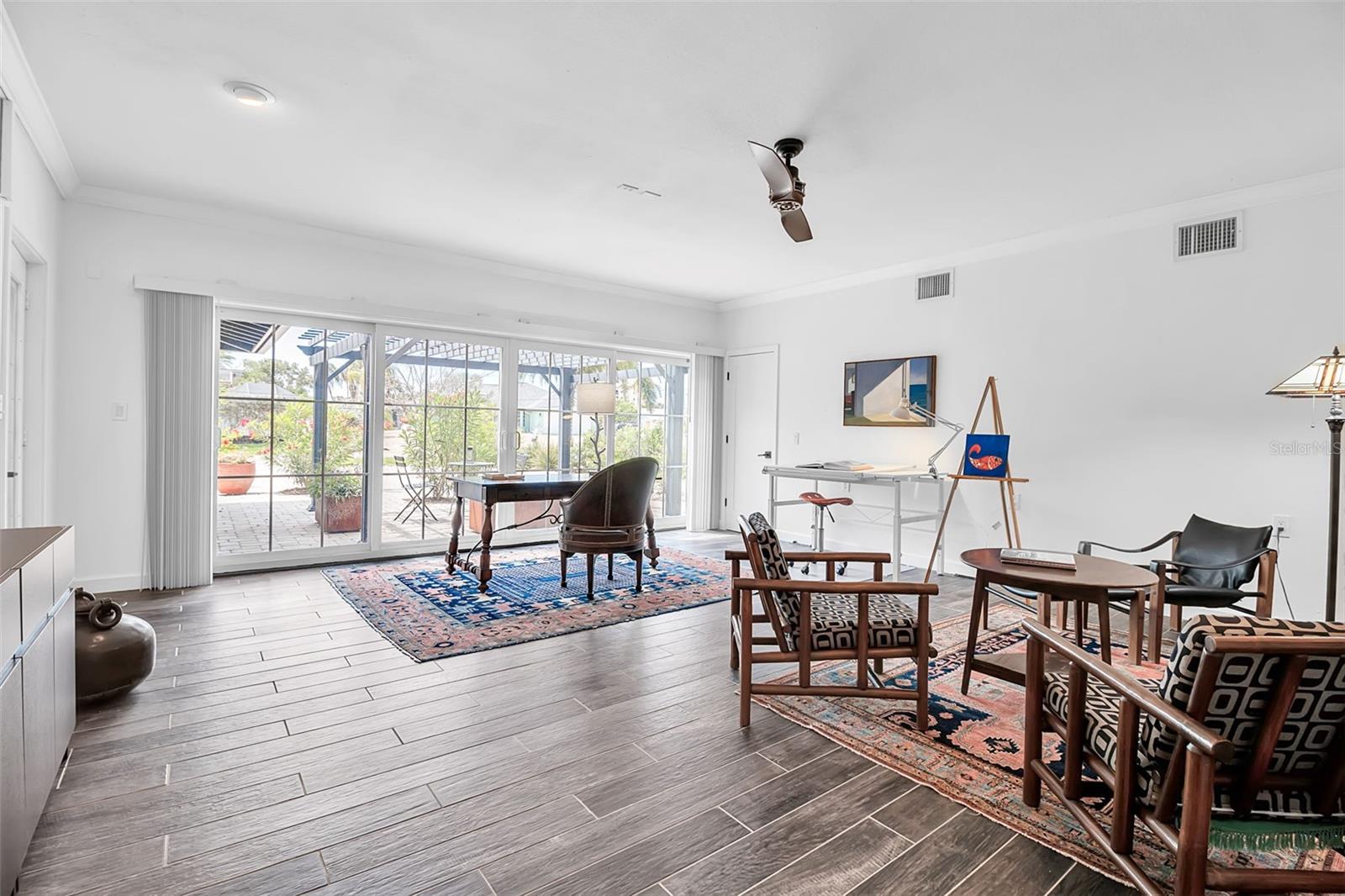 608 GARDENIA DR — photo 46