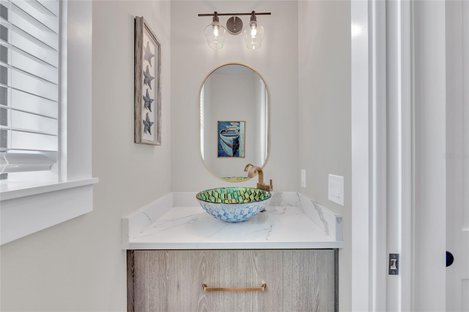 209 GARFIELD DR — photo 43