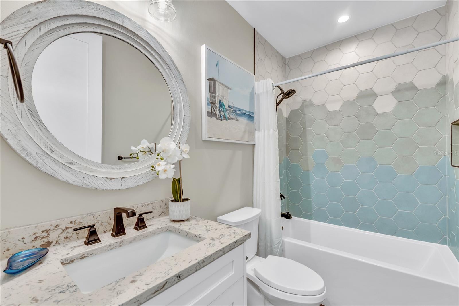 209 GARFIELD DR — photo 46