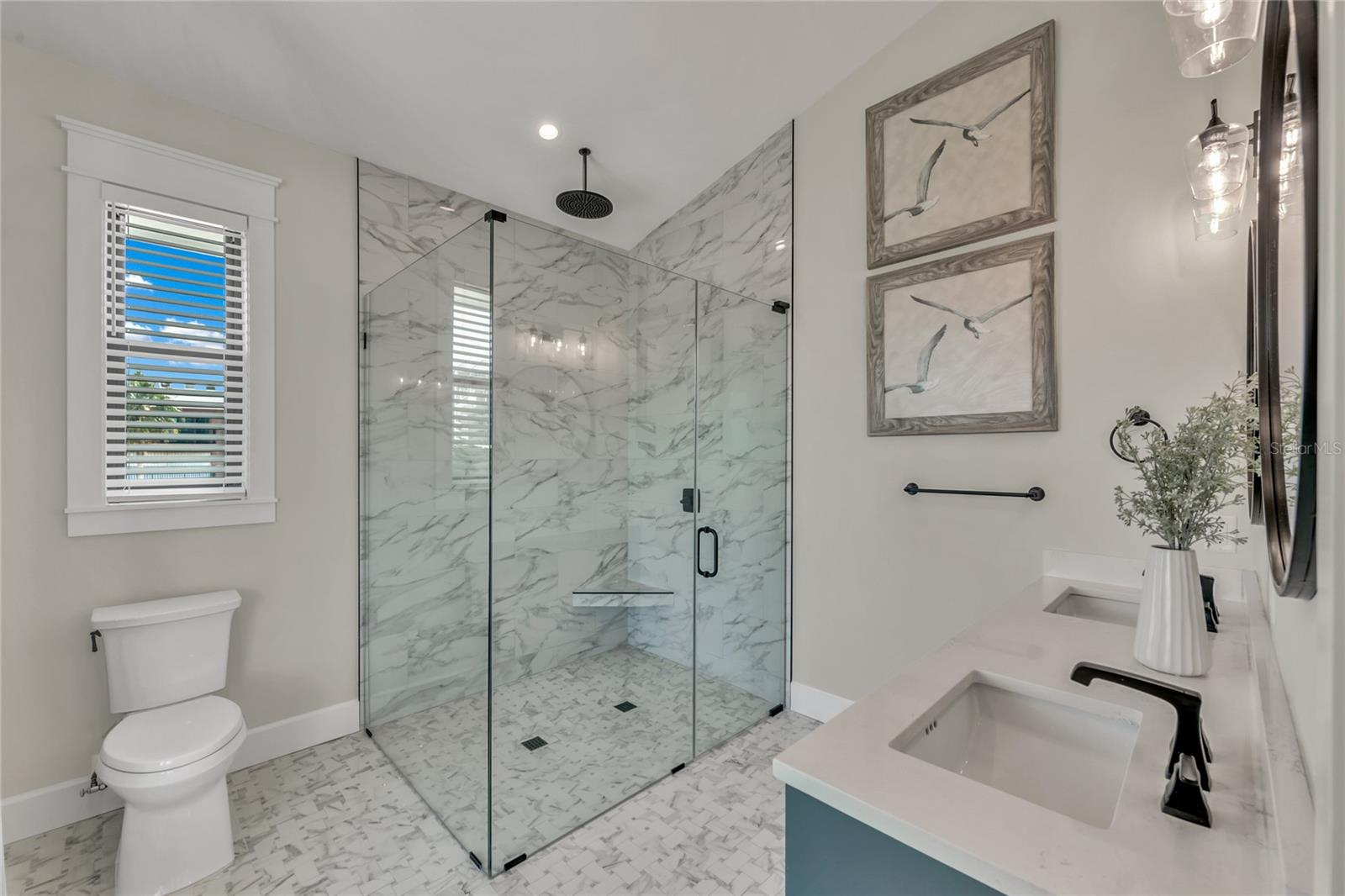 209 GARFIELD DR — photo 42