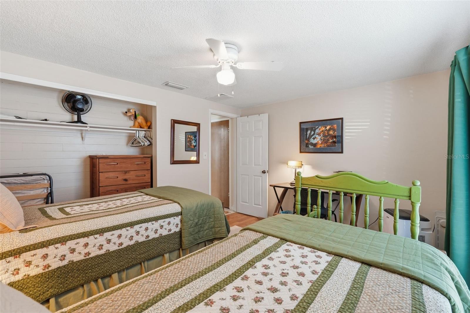 3226 FAIRMOUNT DR — photo 19