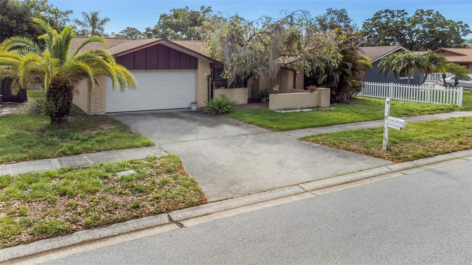 107 COUNTRY VILLAS DR — photo 3