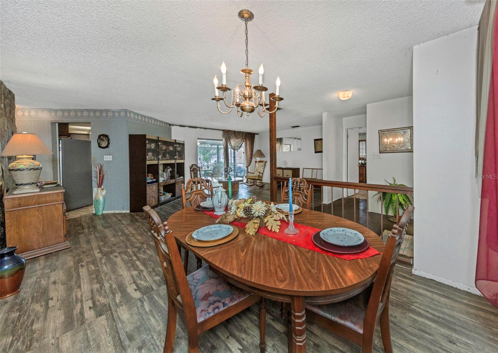 107 COUNTRY VILLAS DR — photo 25