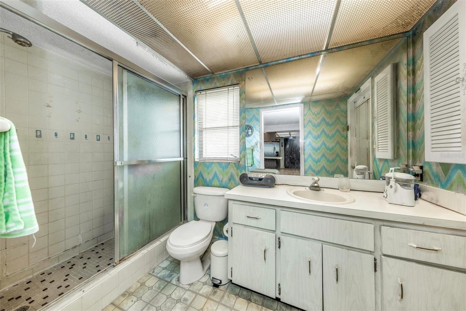 107 COUNTRY VILLAS DR — photo 38