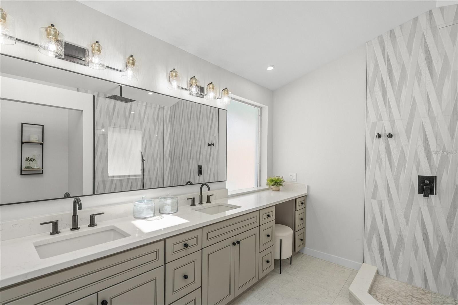1527 BUOY LN — photo 18