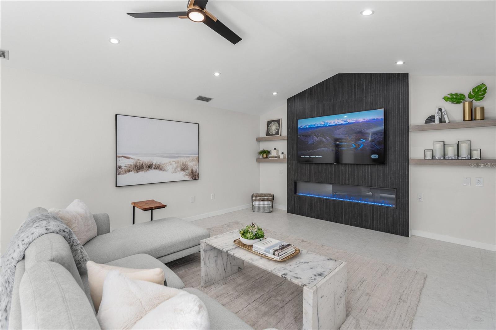 1527 BUOY LN — photo 14