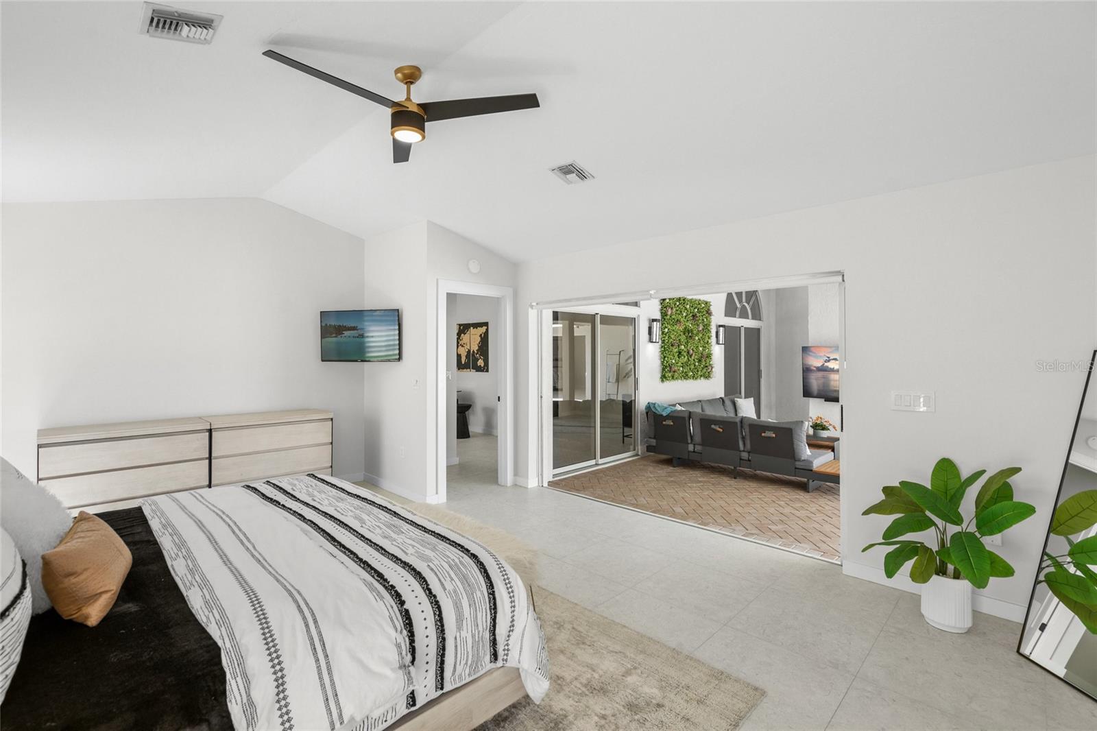 1527 BUOY LN — photo 16