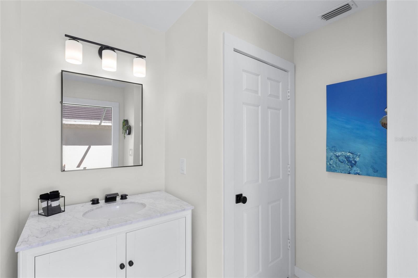 1527 BUOY LN — photo 35