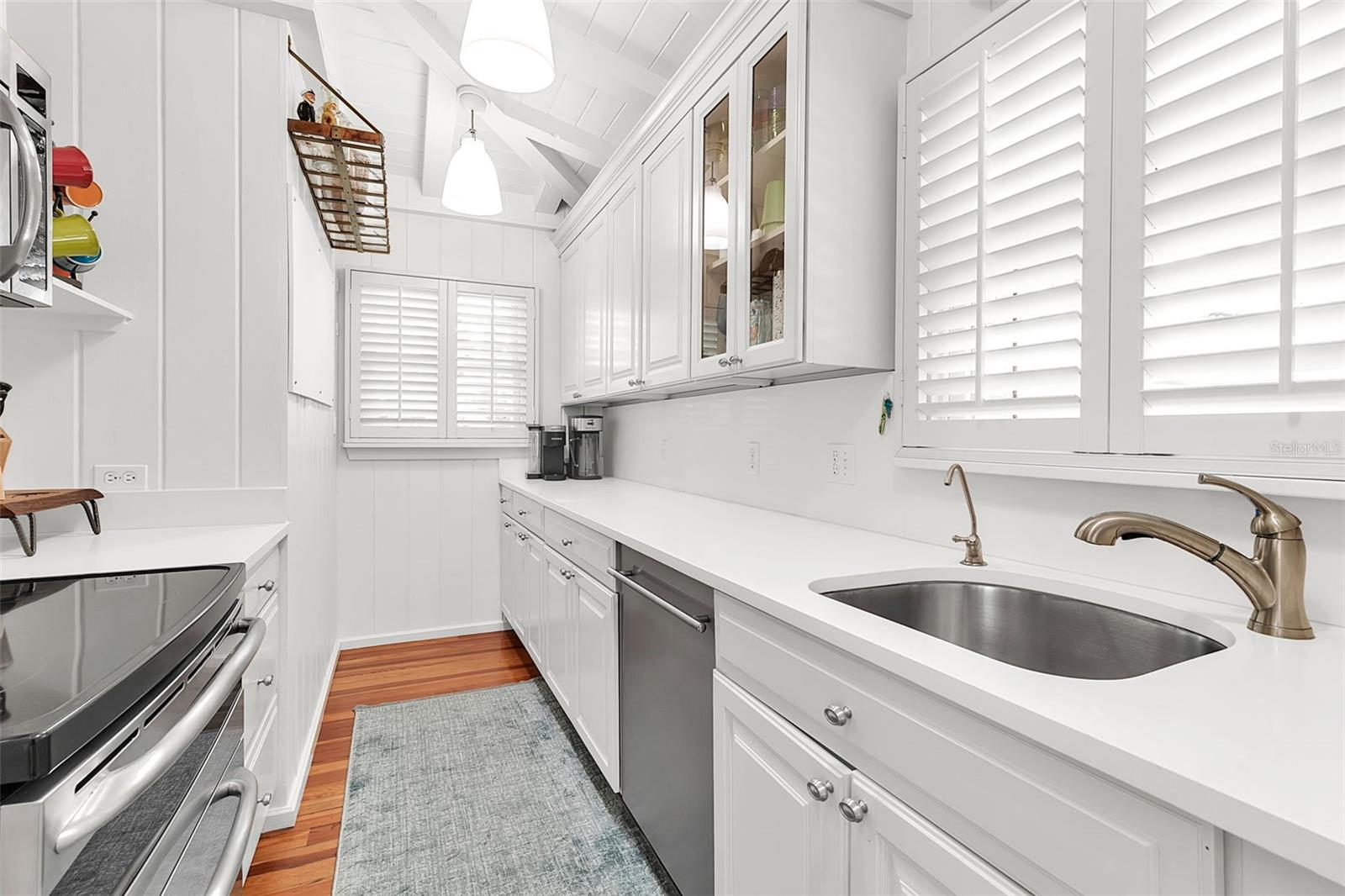 621 CASEY KEY RD — photo 13