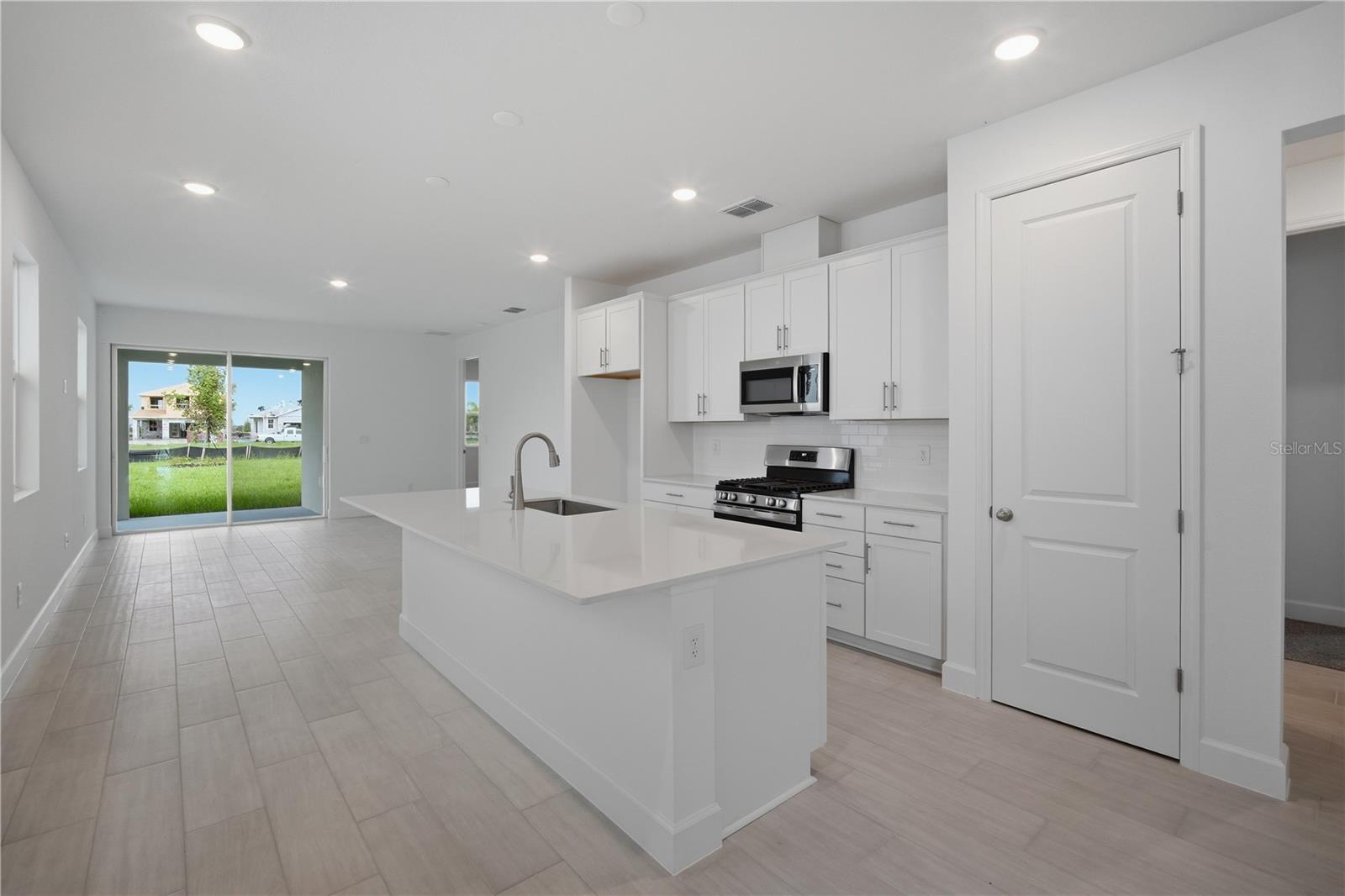 5141 SPRING MAIDEN CIR — photo 16