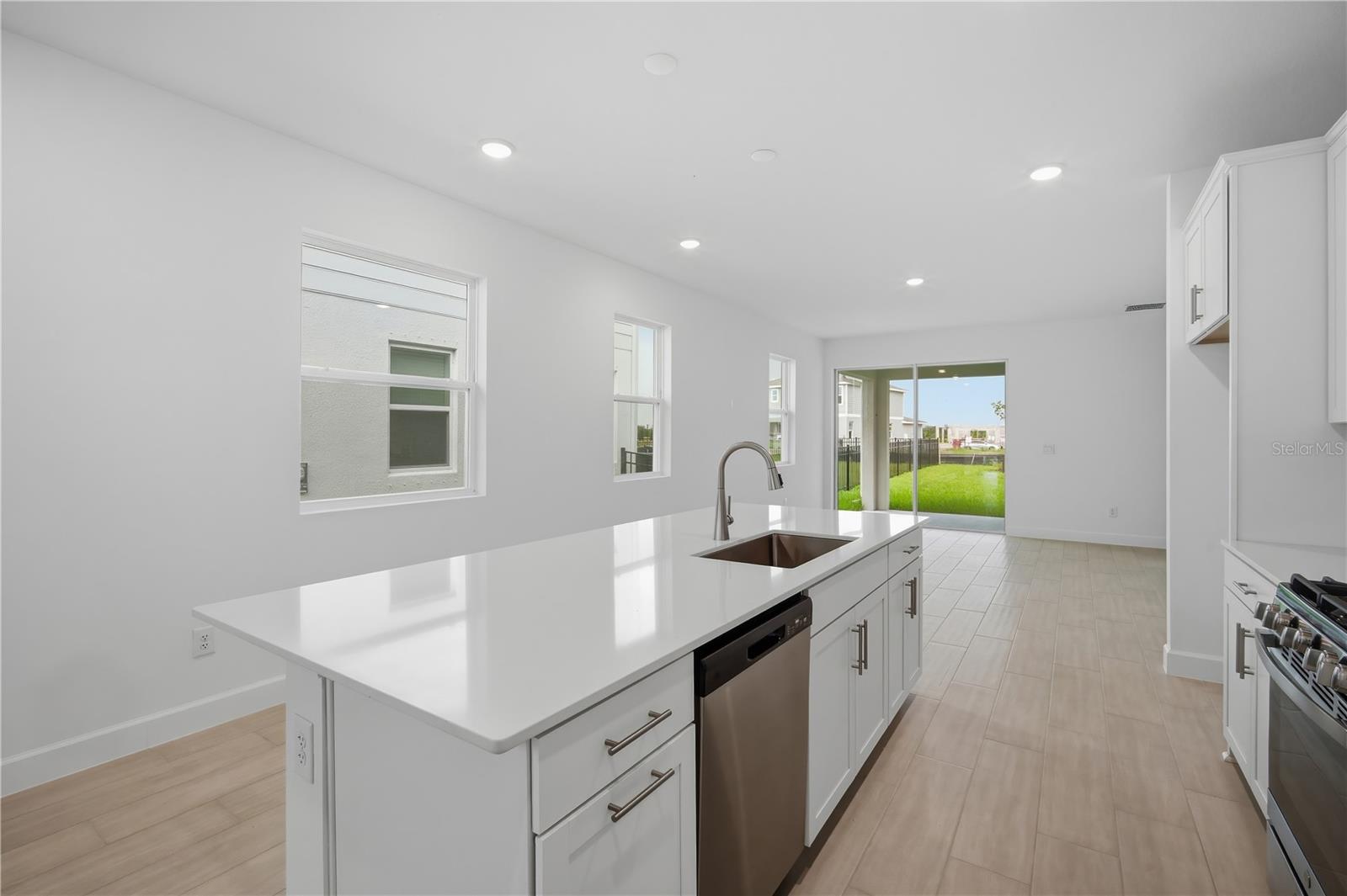 5141 SPRING MAIDEN CIR — photo 15