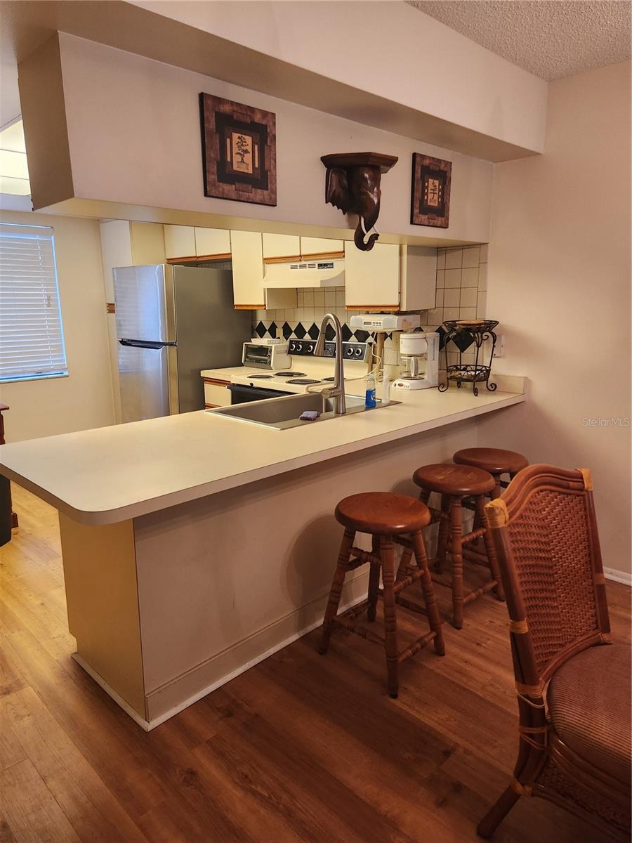 7794 EAGLE CREEK DR #7794 — photo 7