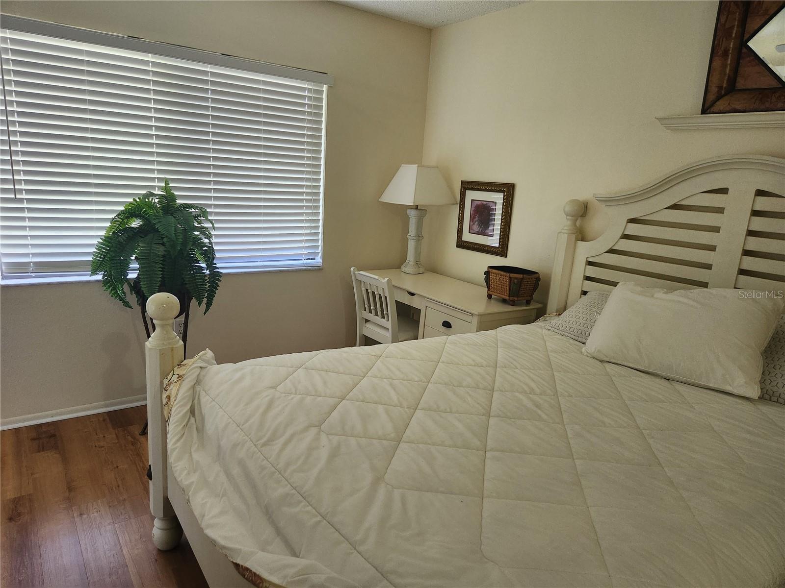 7794 EAGLE CREEK DR #7794 — photo 16