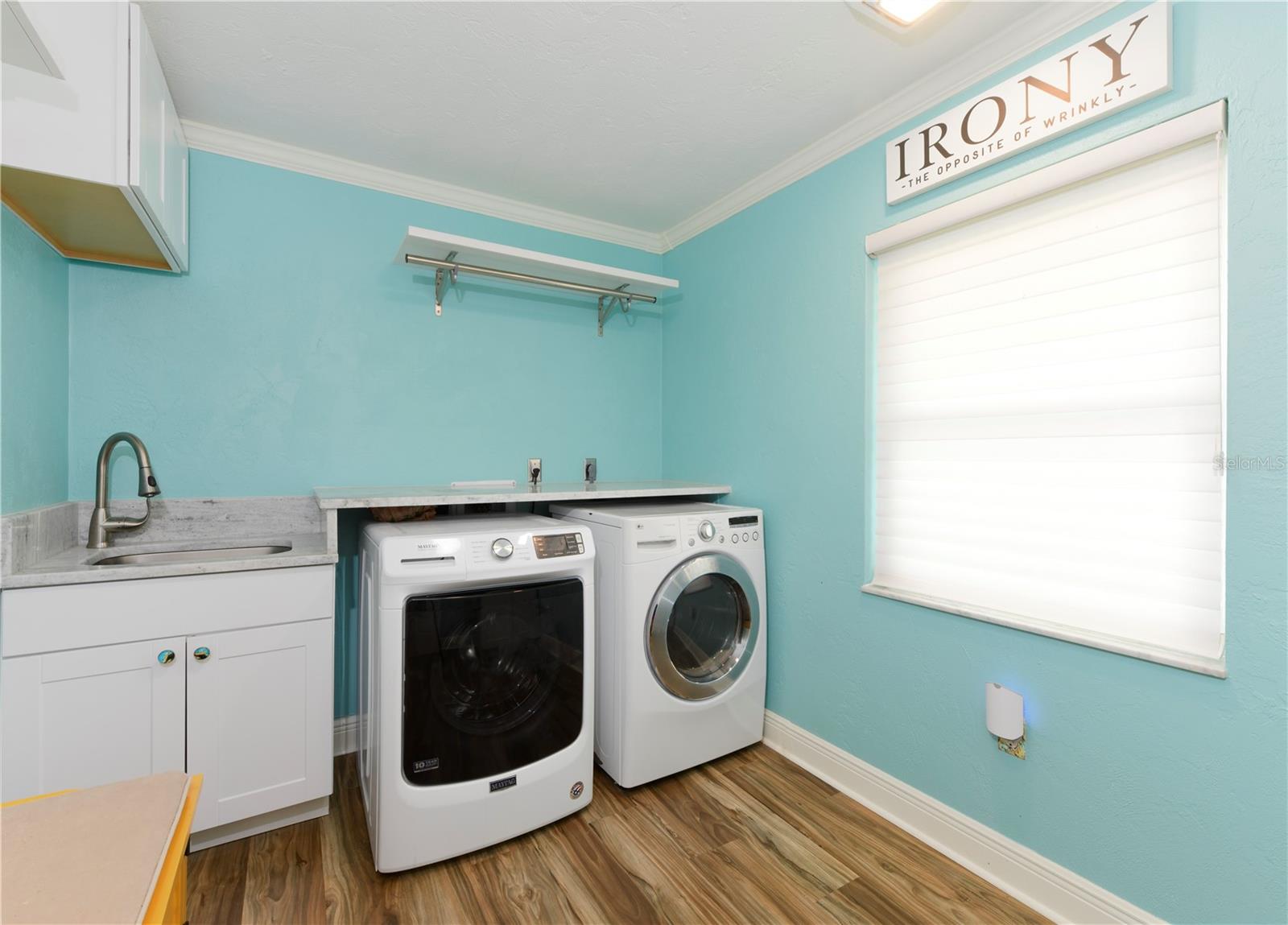 1800 LIESL DR E — photo 23