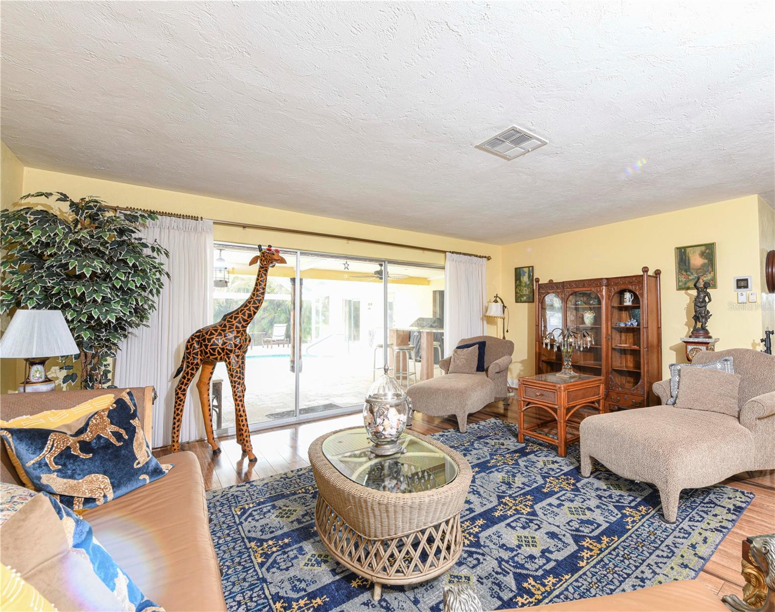 1800 LIESL DR E — photo 12