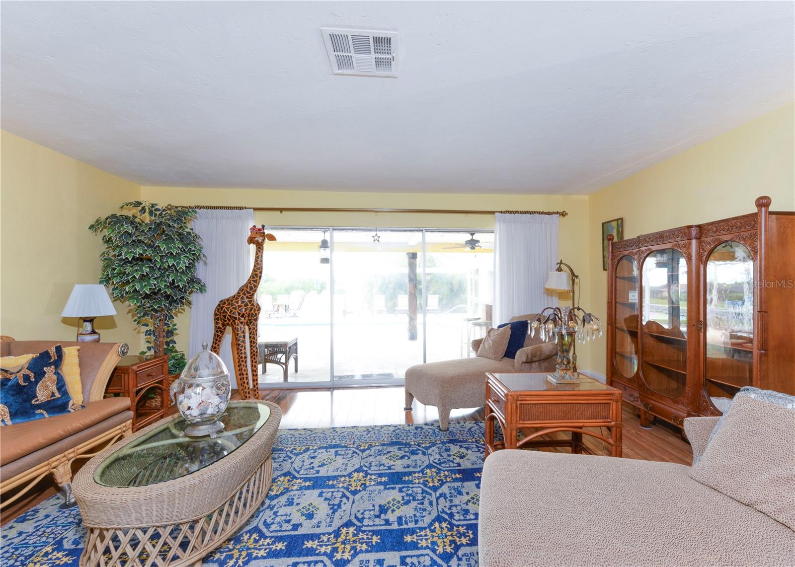 1800 LIESL DR E — photo 13