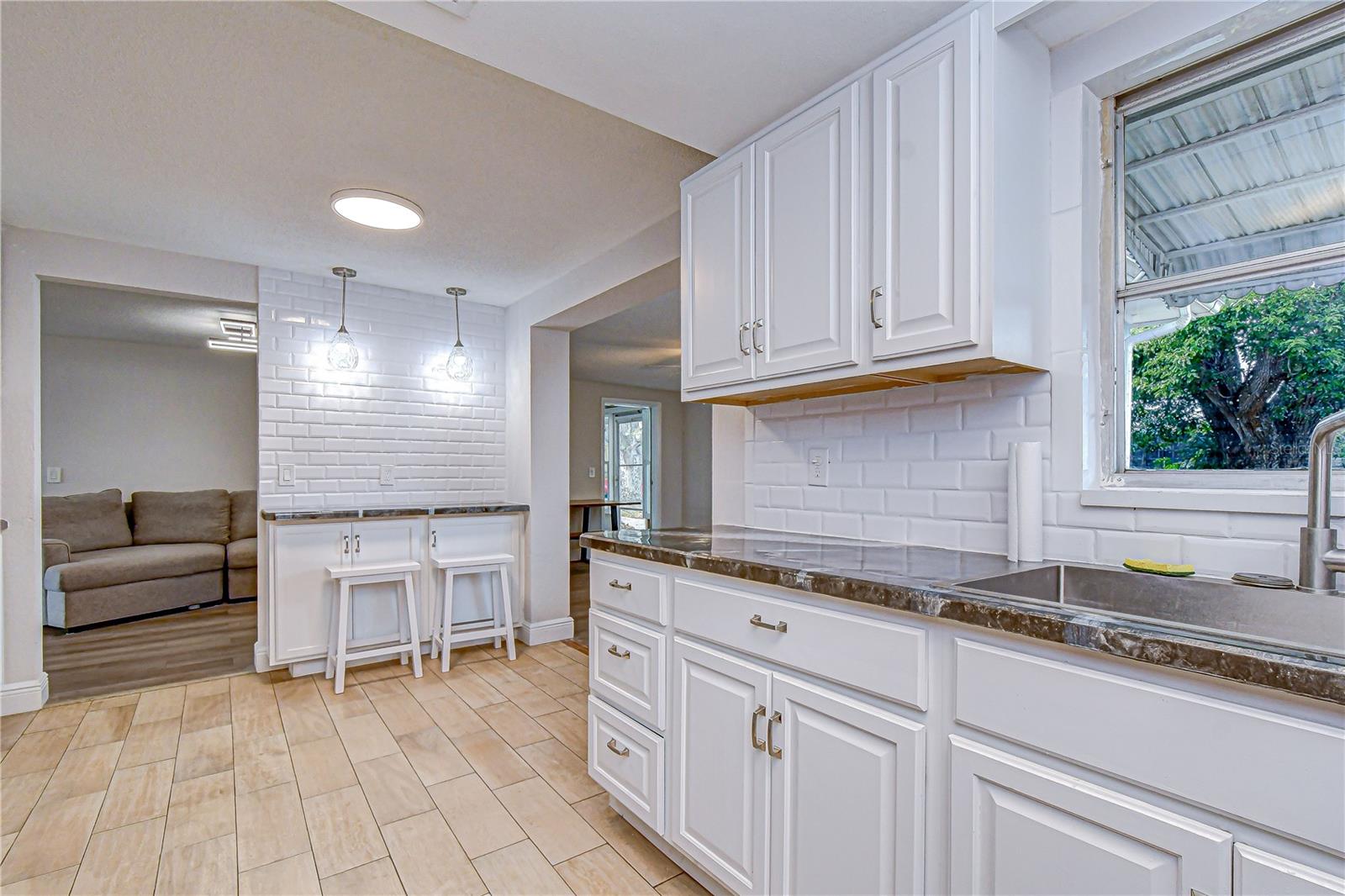 10901 OLDHAM RD — photo 32