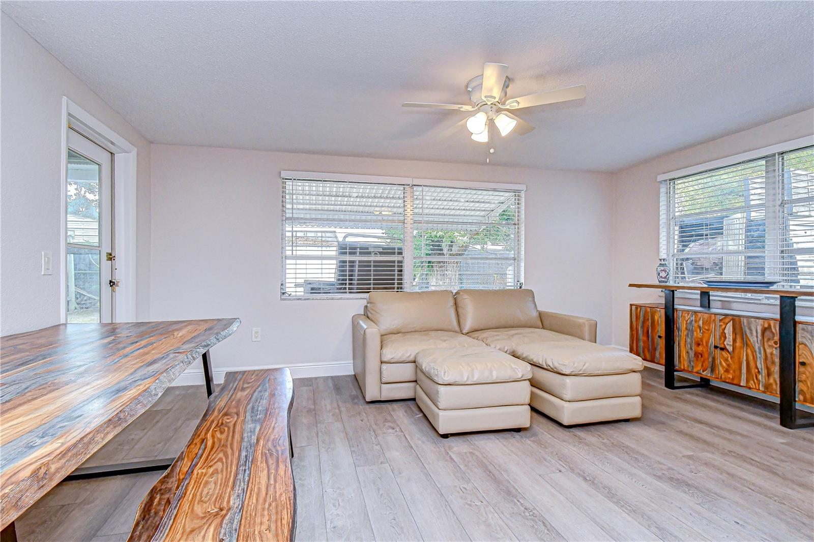 10901 OLDHAM RD — photo 21